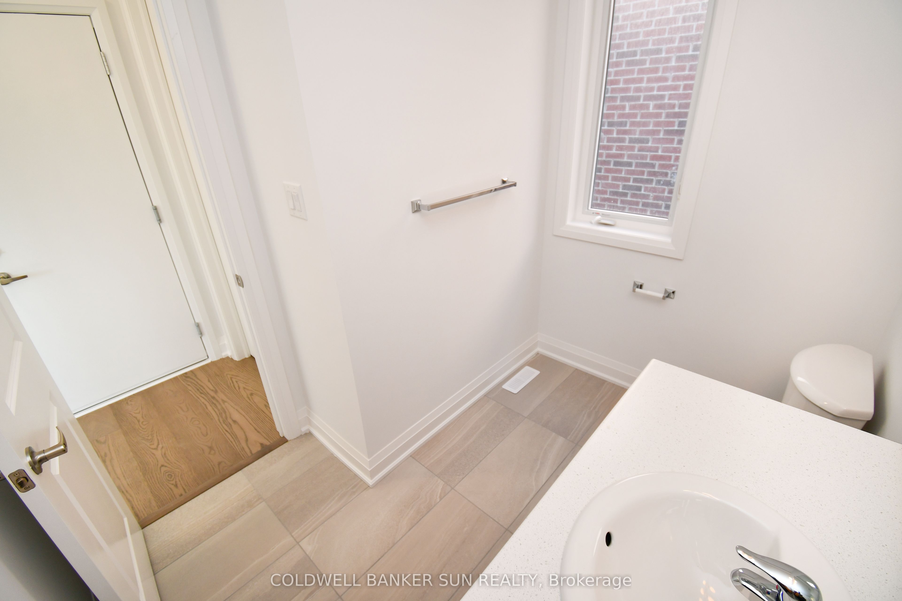 3 Gateway Drive Property Photo 18
