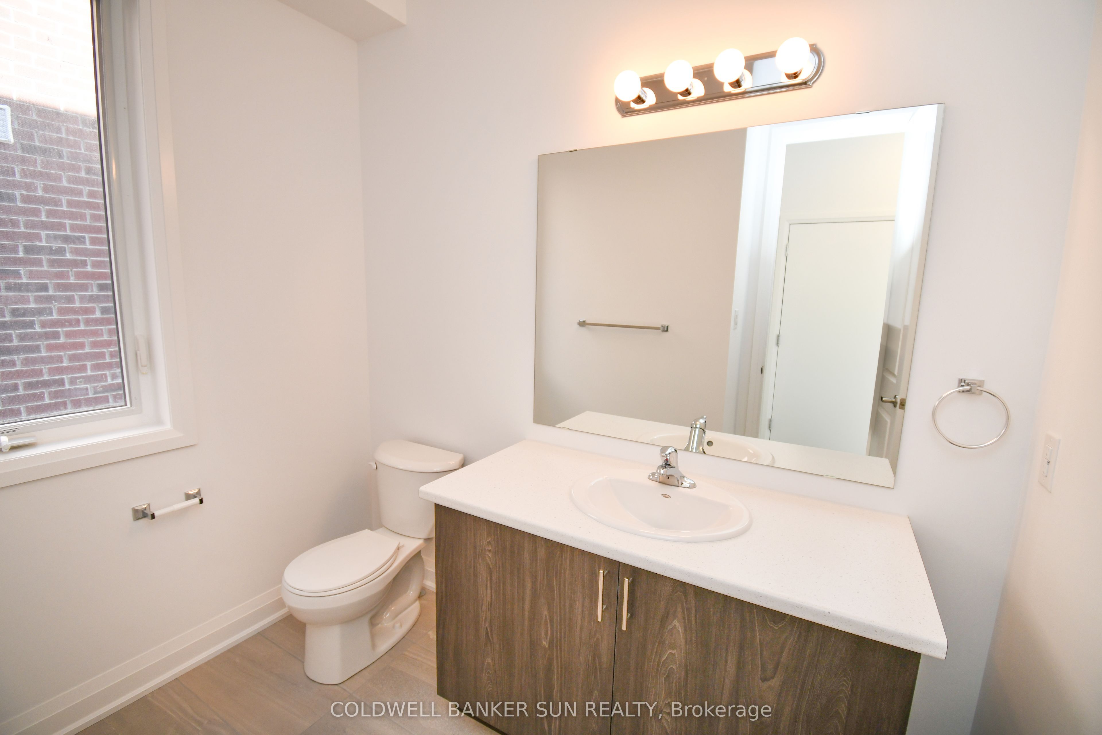 3 Gateway Drive Property Photo 19