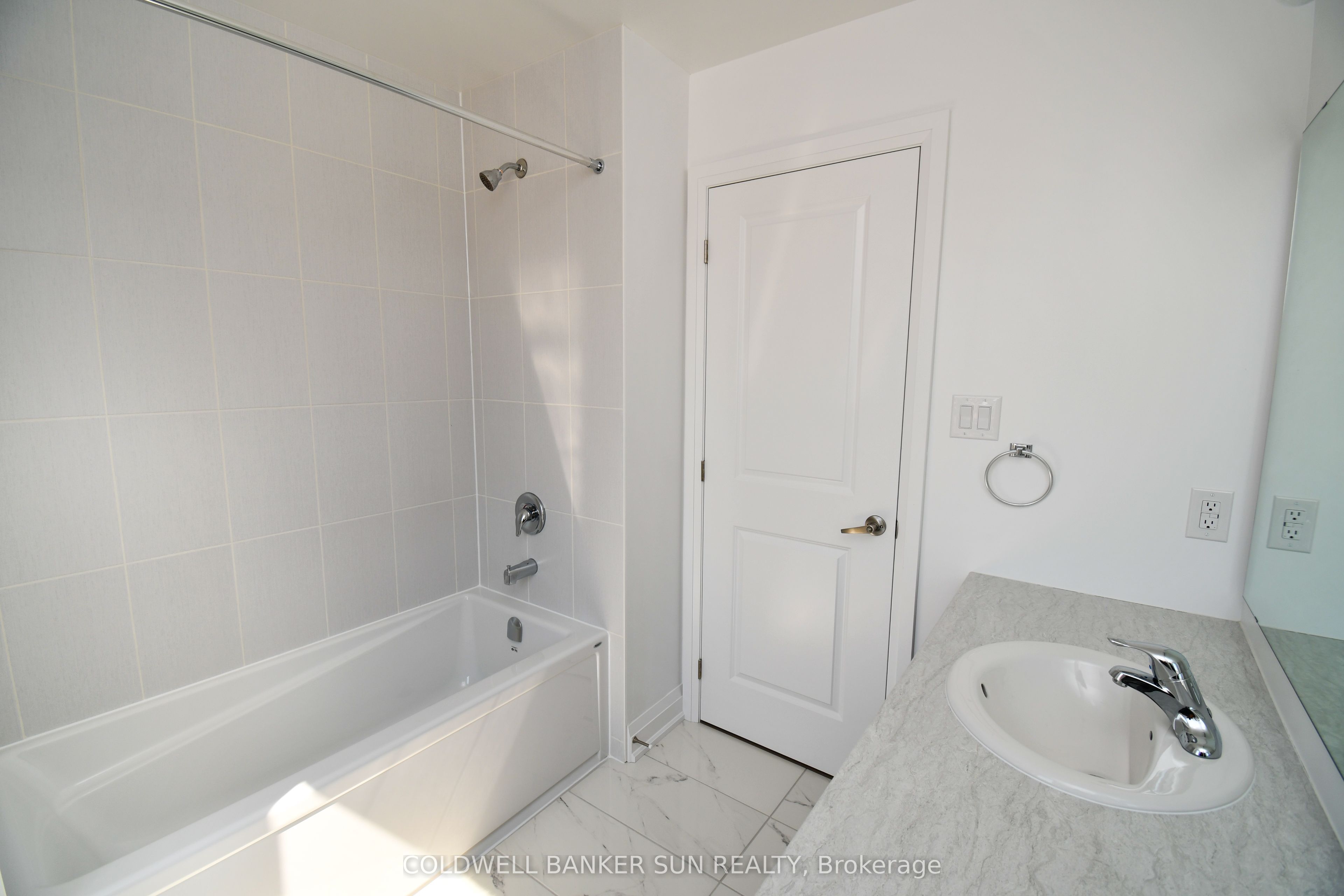 3 Gateway Drive Property Photo 28