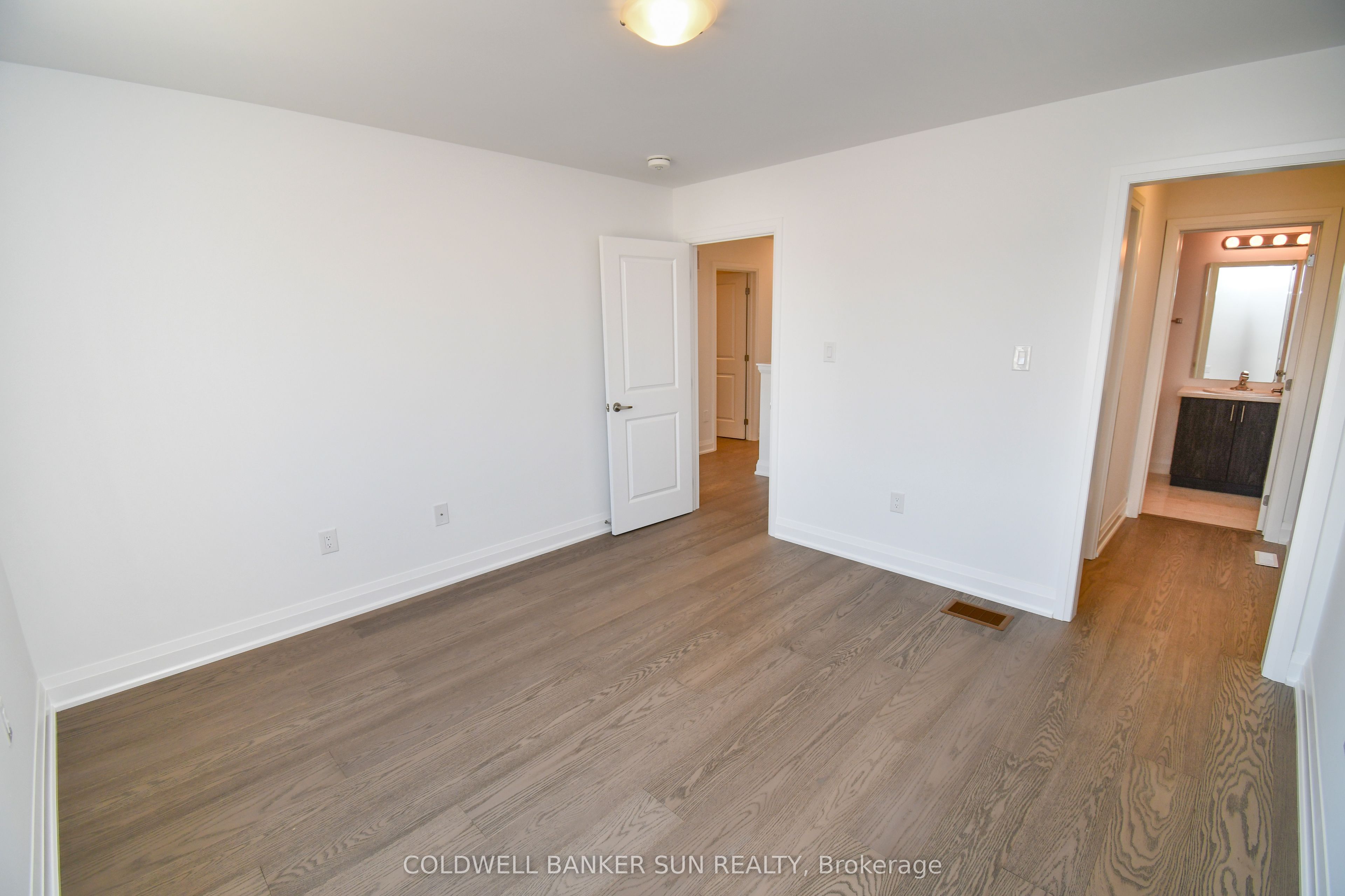 3 Gateway Drive Property Photo 29