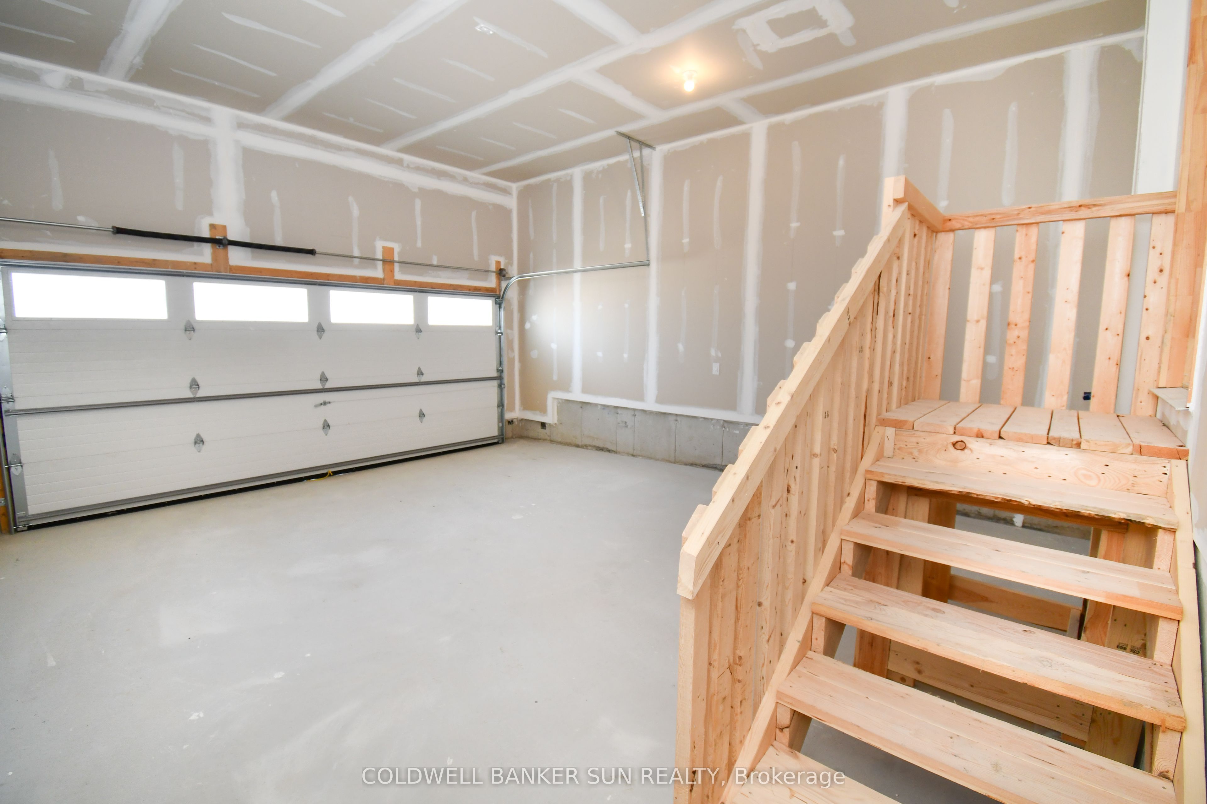 3 Gateway Drive Property Photo 46