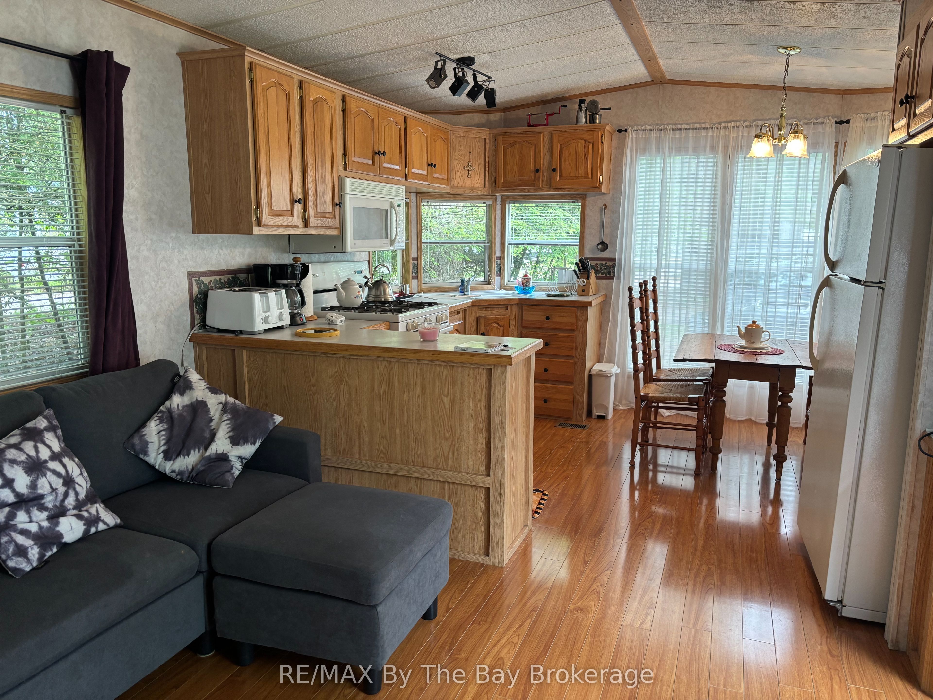 85 Theme Park Drive G4 Property Photo 14