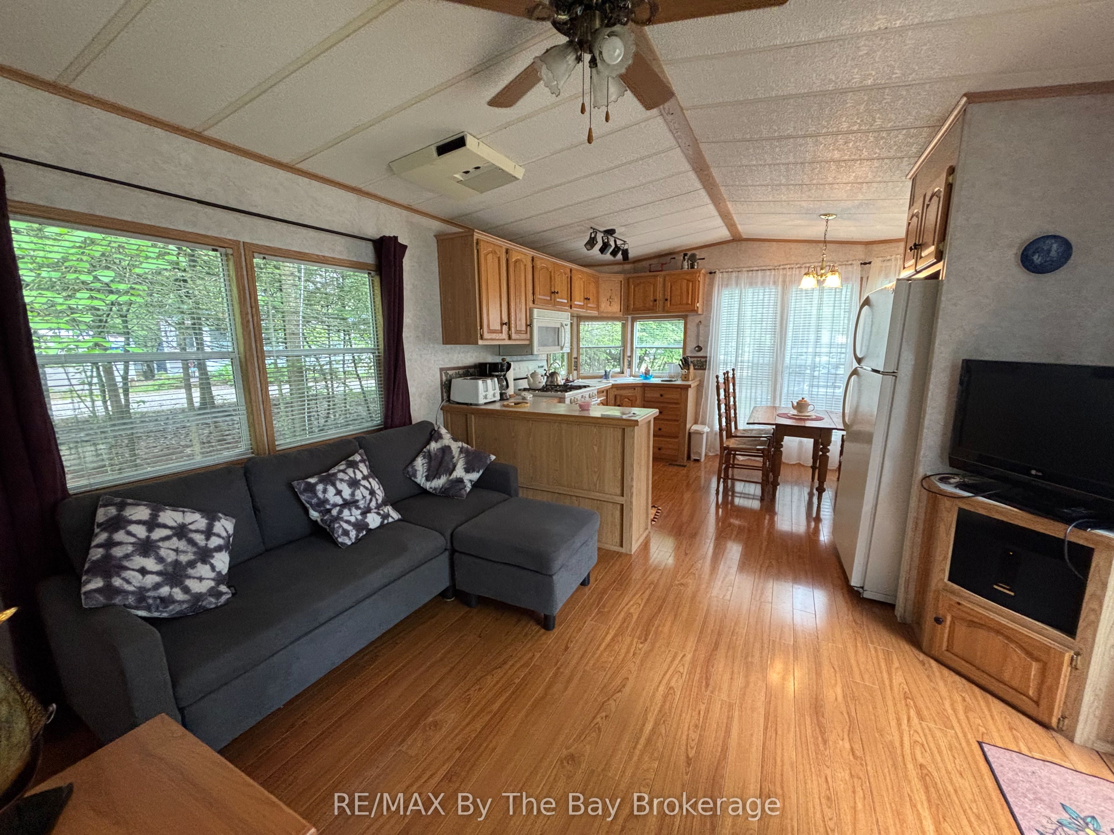 85 Theme Park Drive G4 Property Photo 15