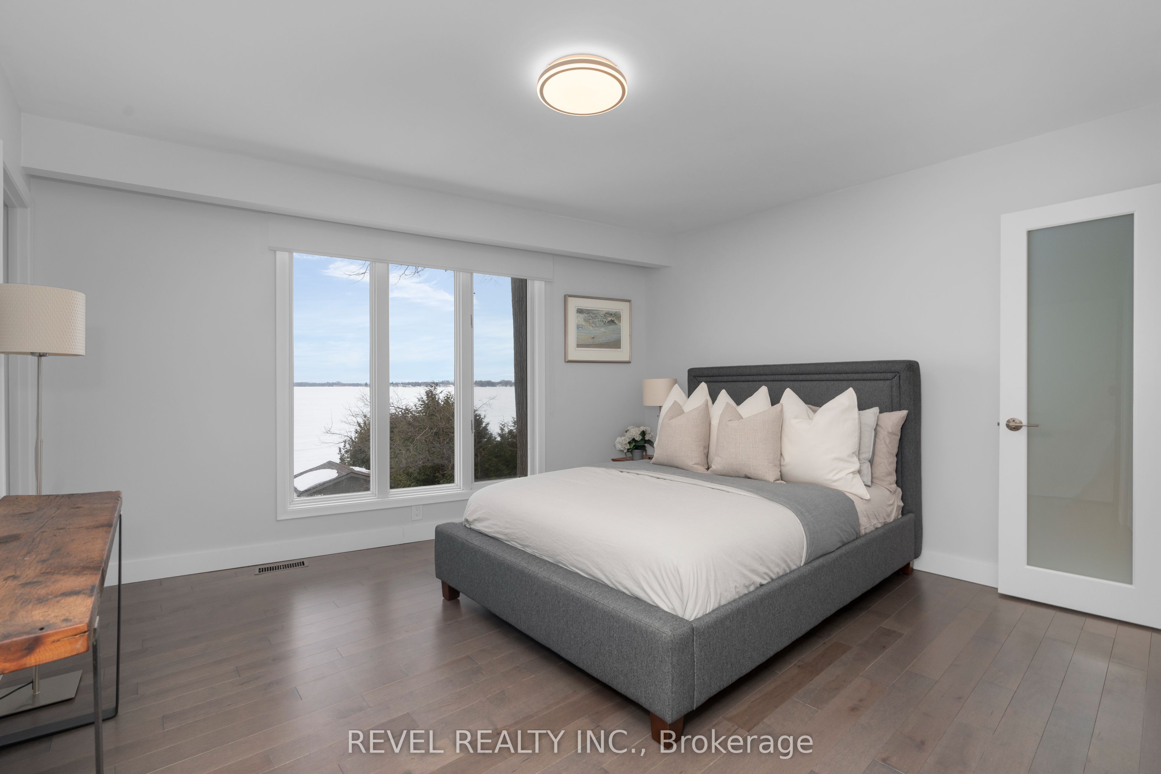 416 Bay Street Property Photo 17