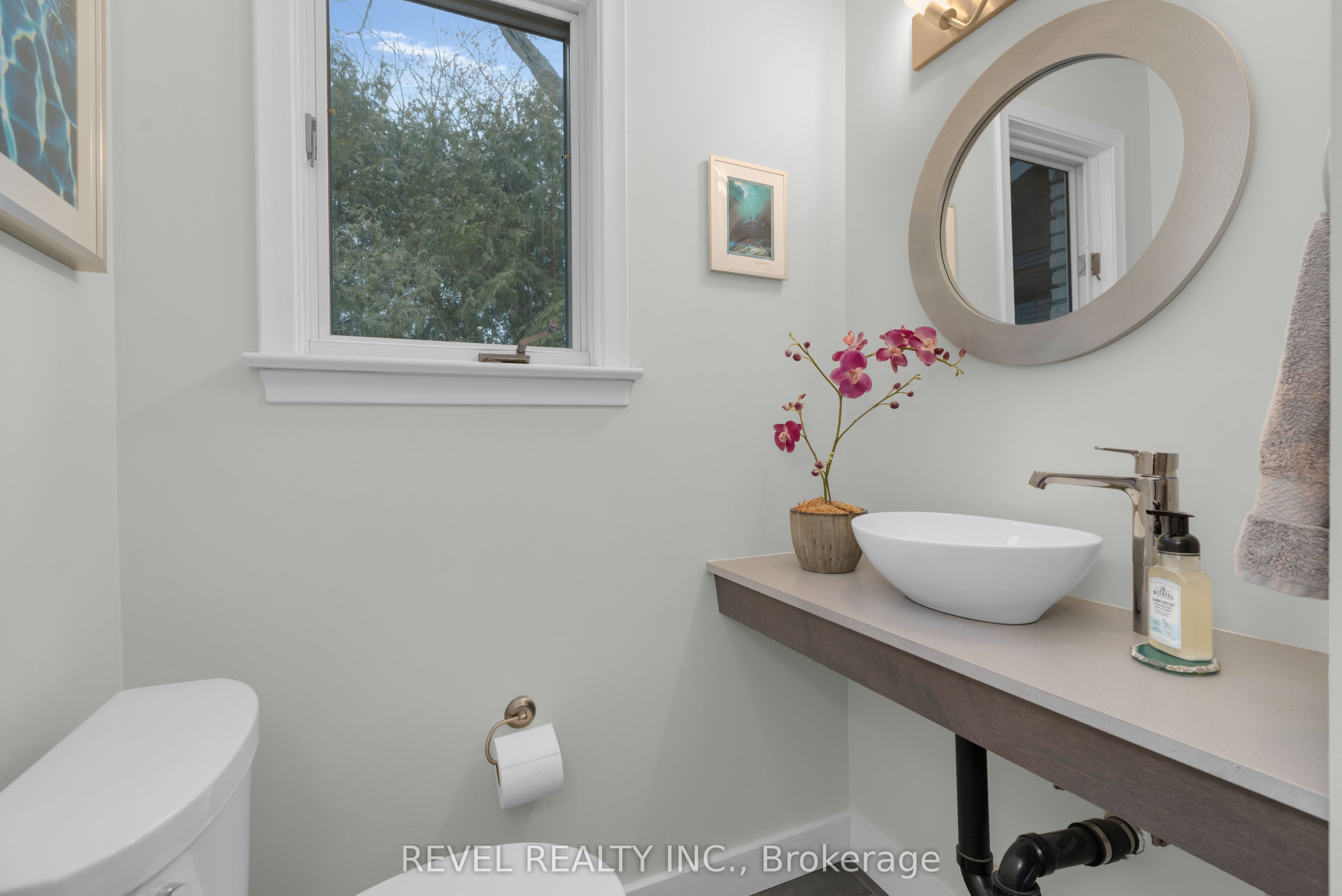 416 Bay Street Property Photo 21