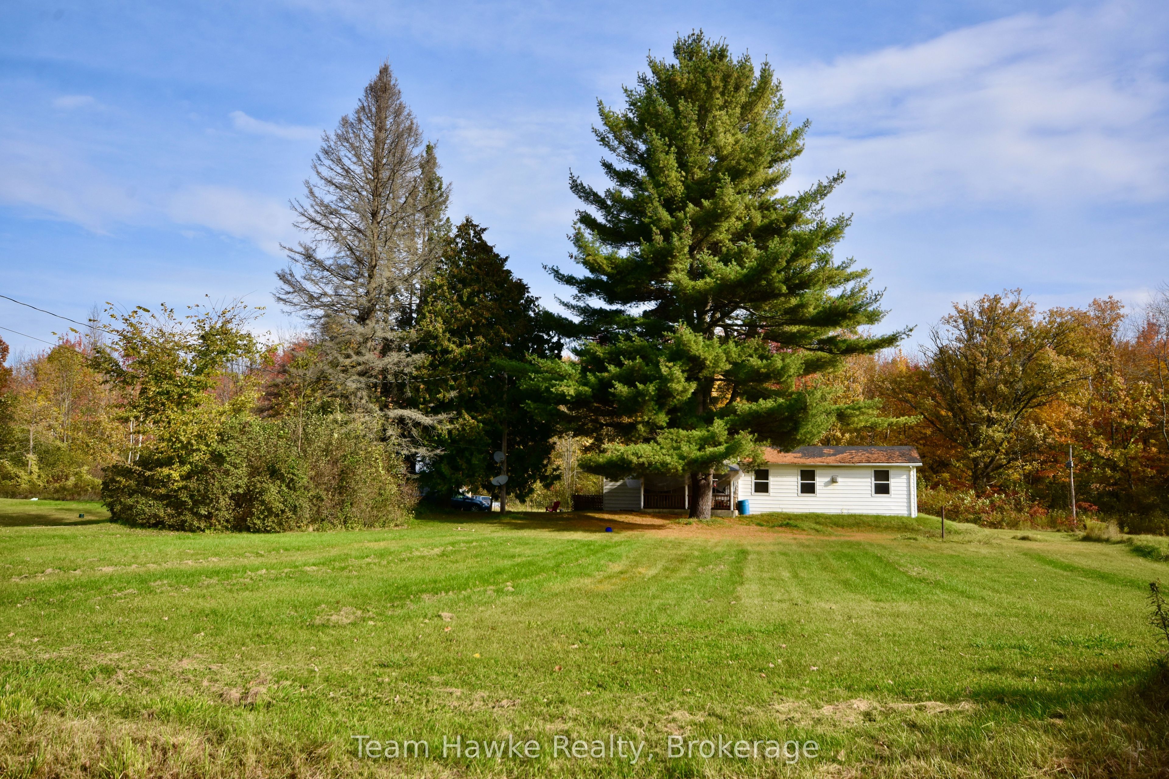 2645 St Amant Road Property Photo 1