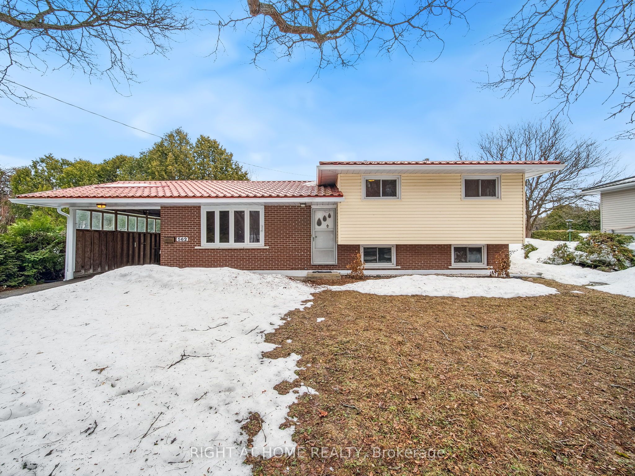 562 Drinkwater Drive Property Photo 1