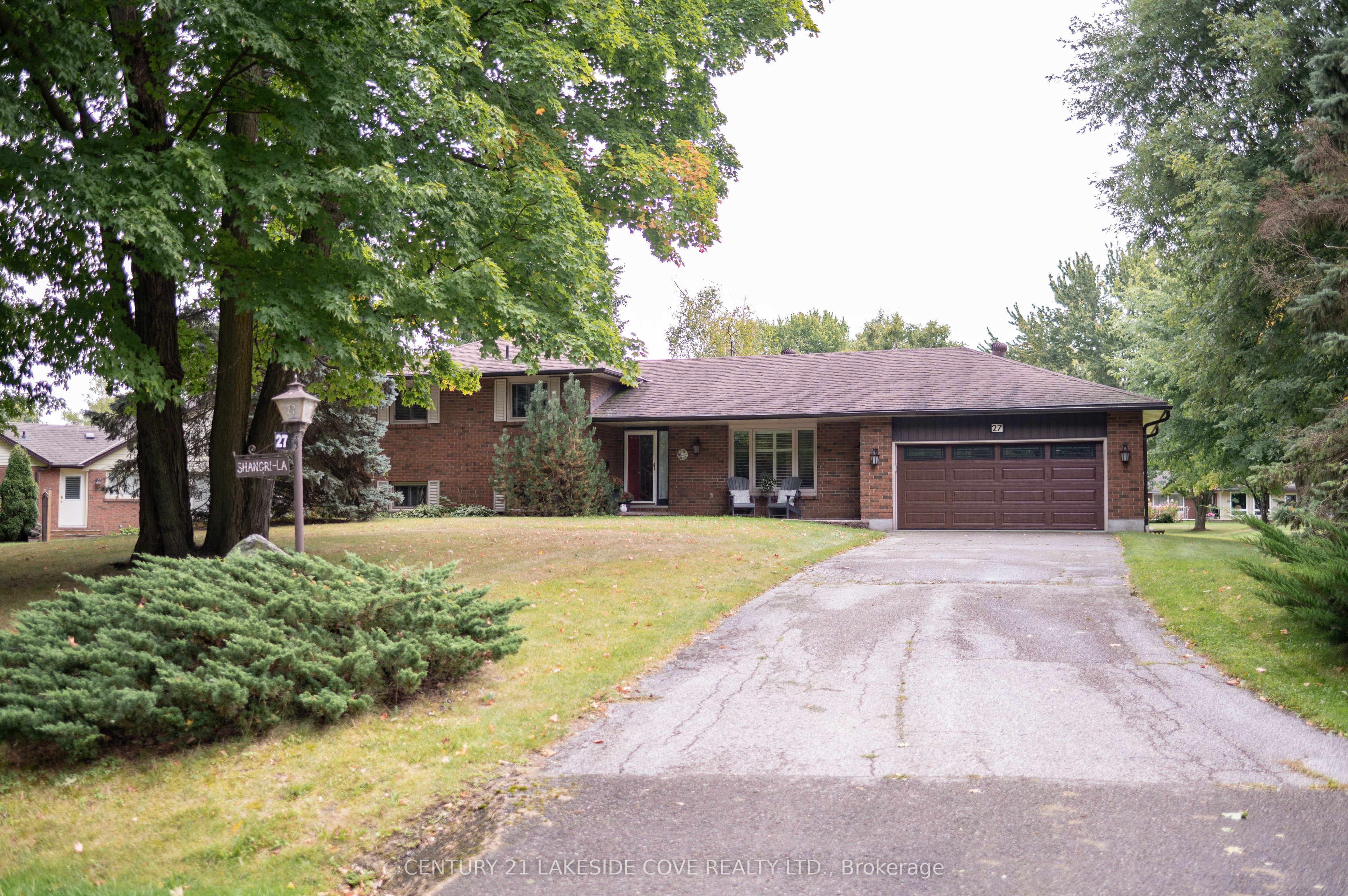 27 Thicketwood Pl Property Photo