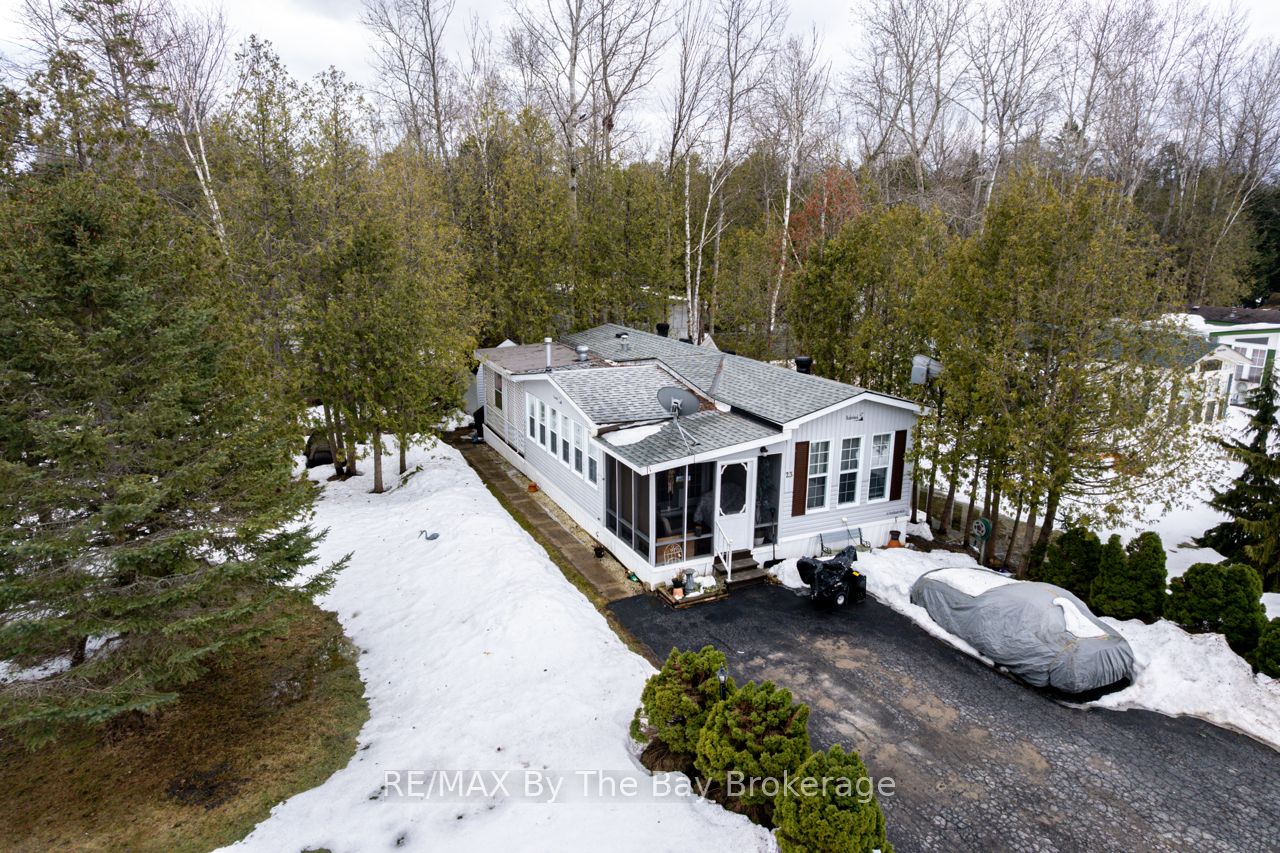 23 Prince Charles Ave Property Photo