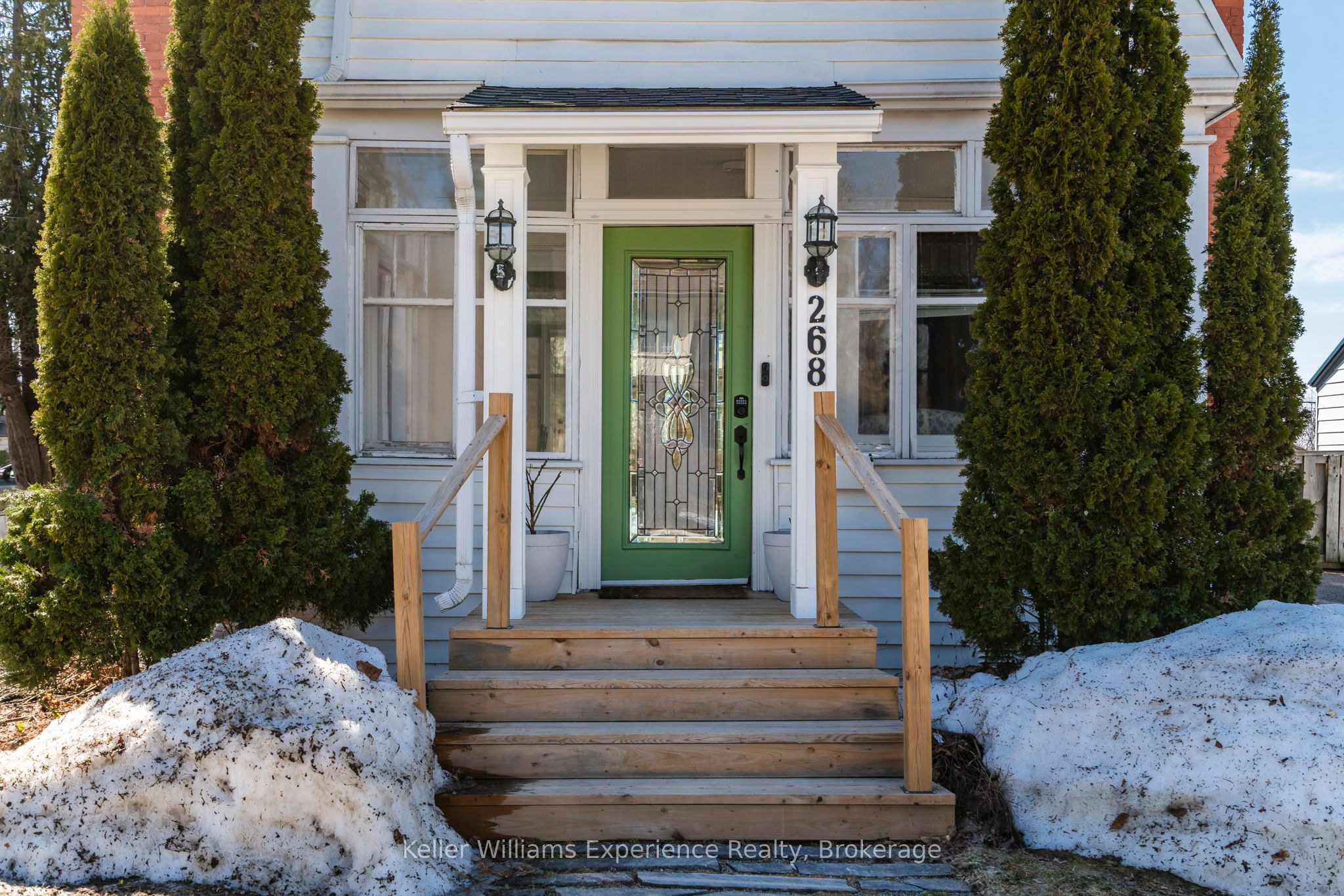 268 Russell Street Property Photo 4