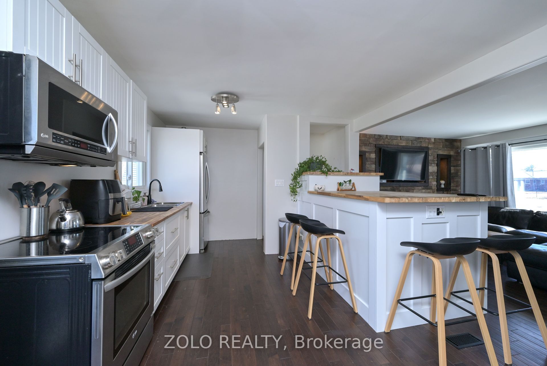 5653 Highway 12 N/a Property Photo 7