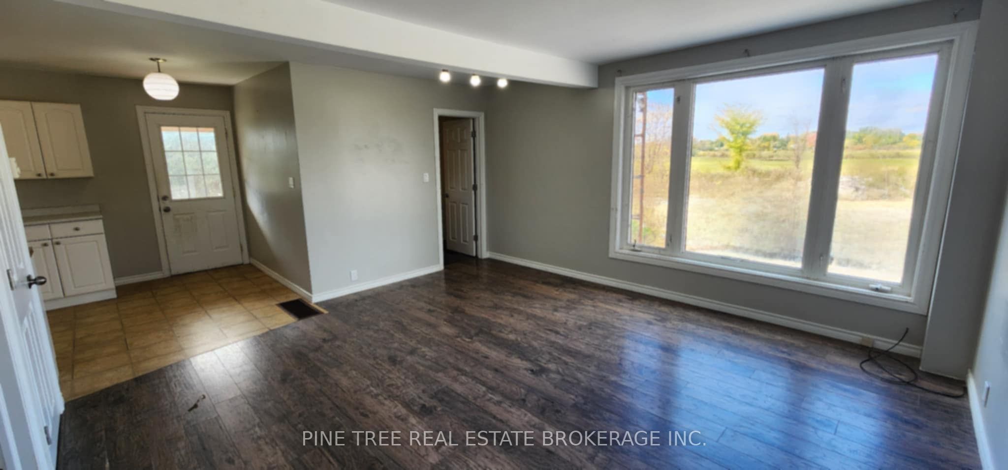 #unit 1 - 5734 Hwy 12 Property Photo 5