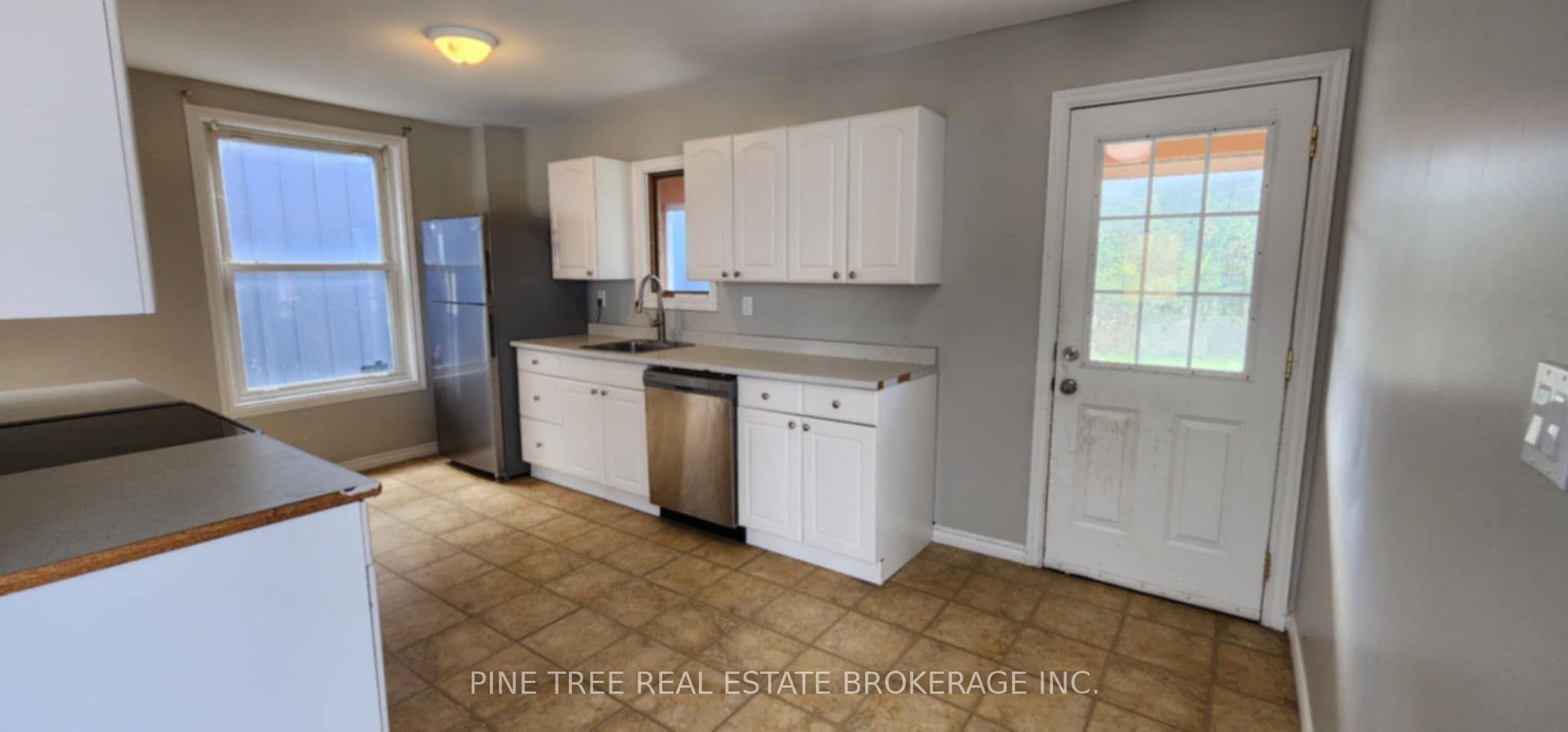 #unit 1 - 5734 Hwy 12 Property Photo 11