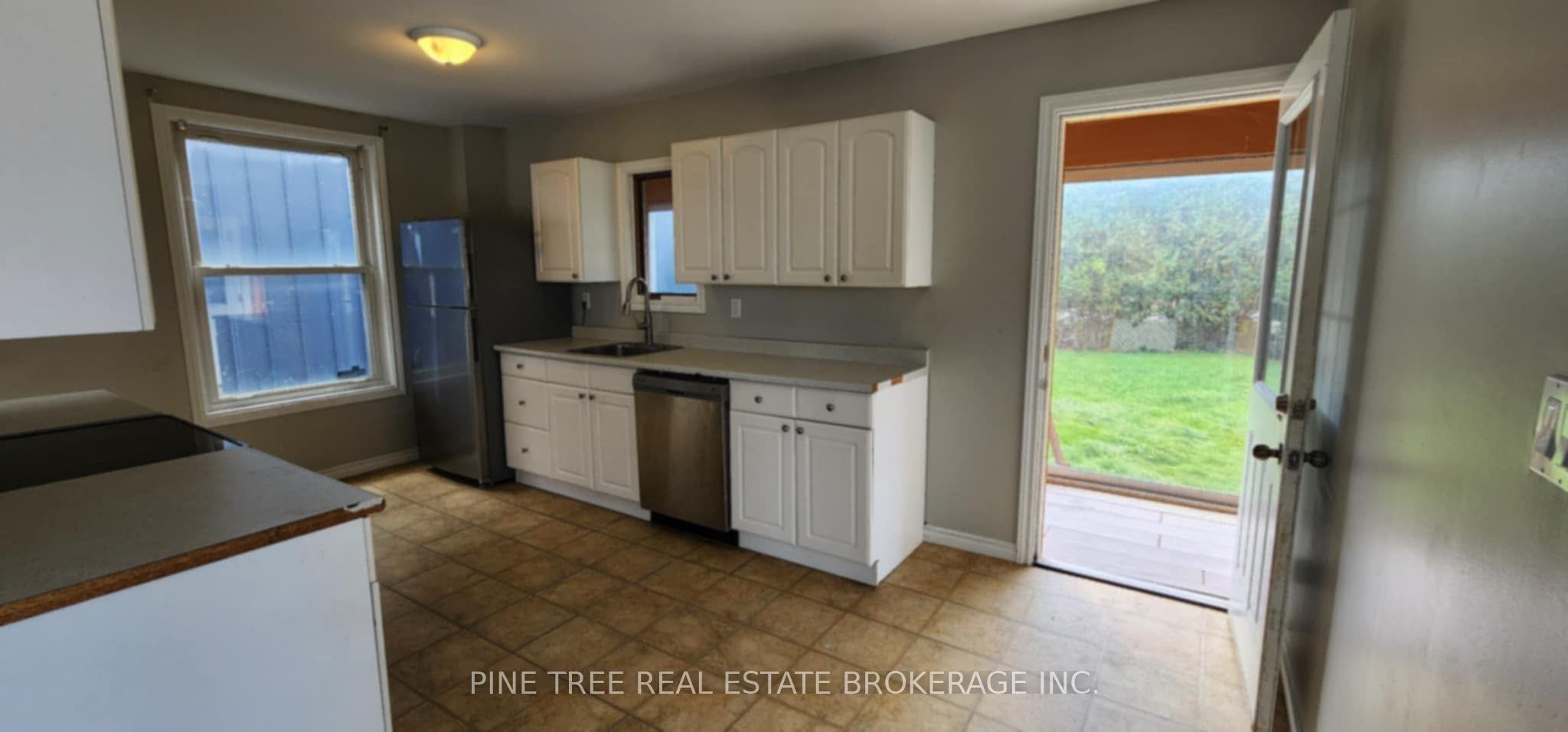 #unit 1 - 5734 Hwy 12 Property Photo 12