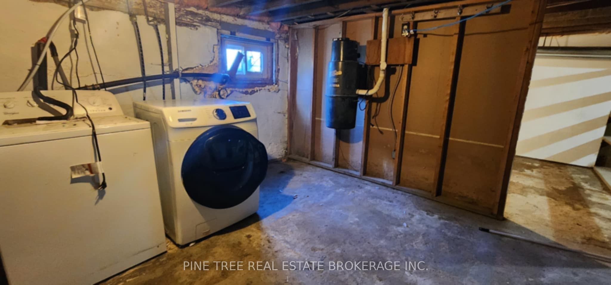 #unit 1 - 5734 Hwy 12 Property Photo 24