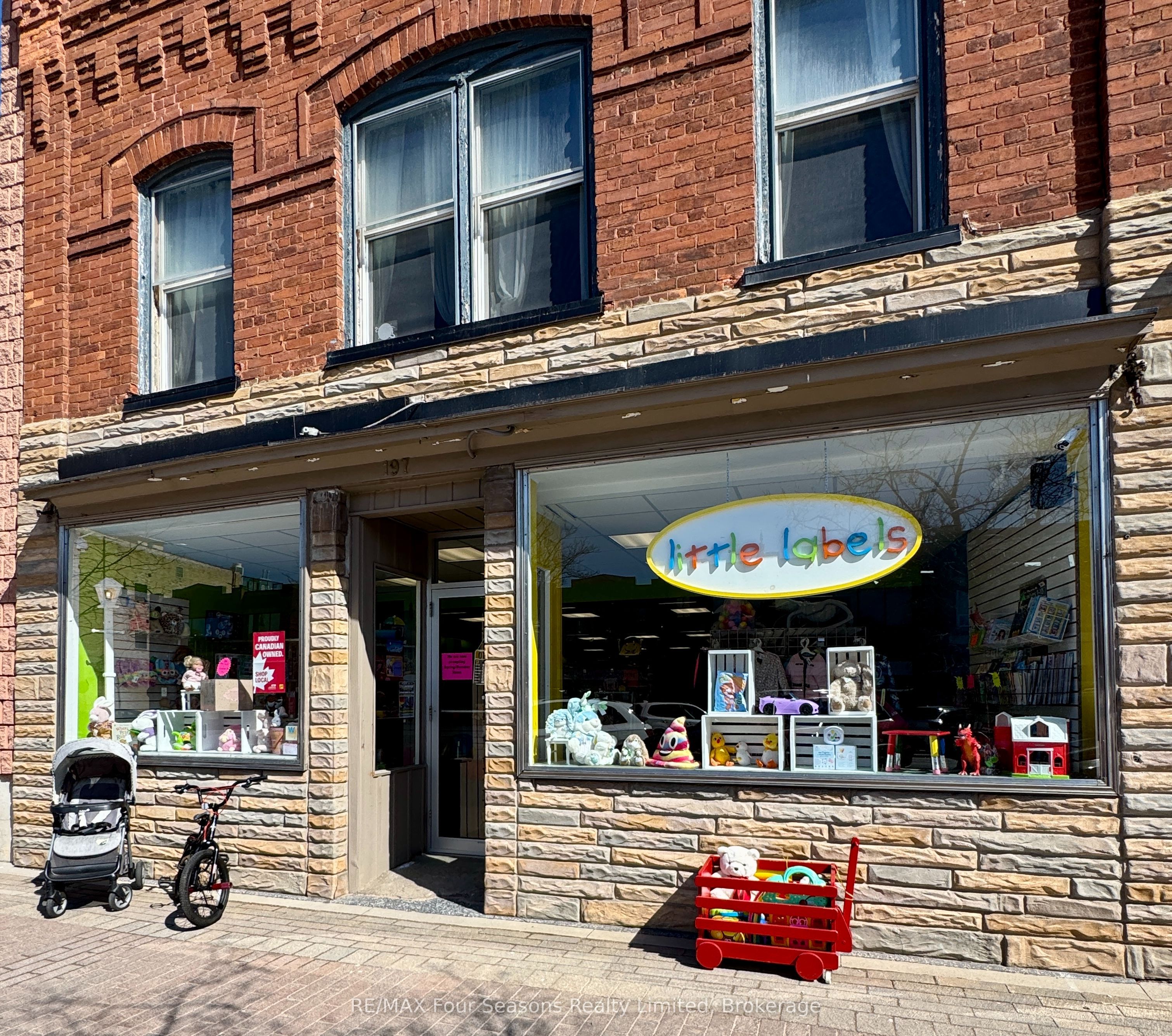 197 Hurontario Street Property Photo 1