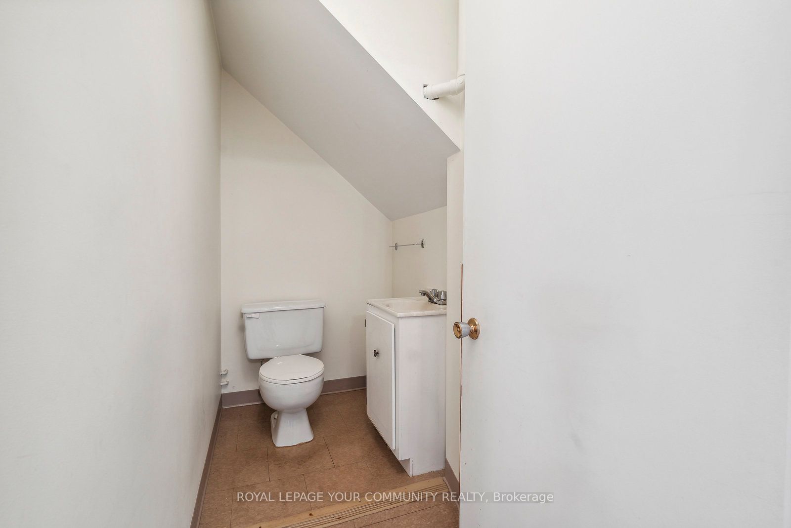 364 Regent Street Property Photo 30