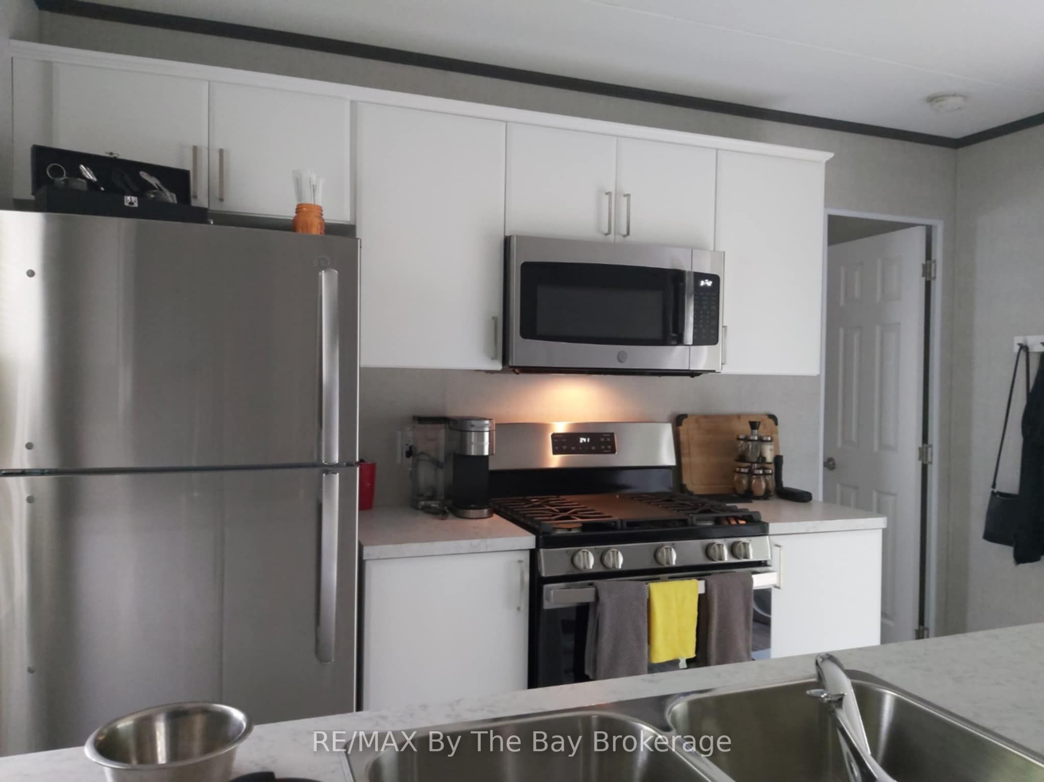 85 Theme Park Drive 75 Property Photo 13