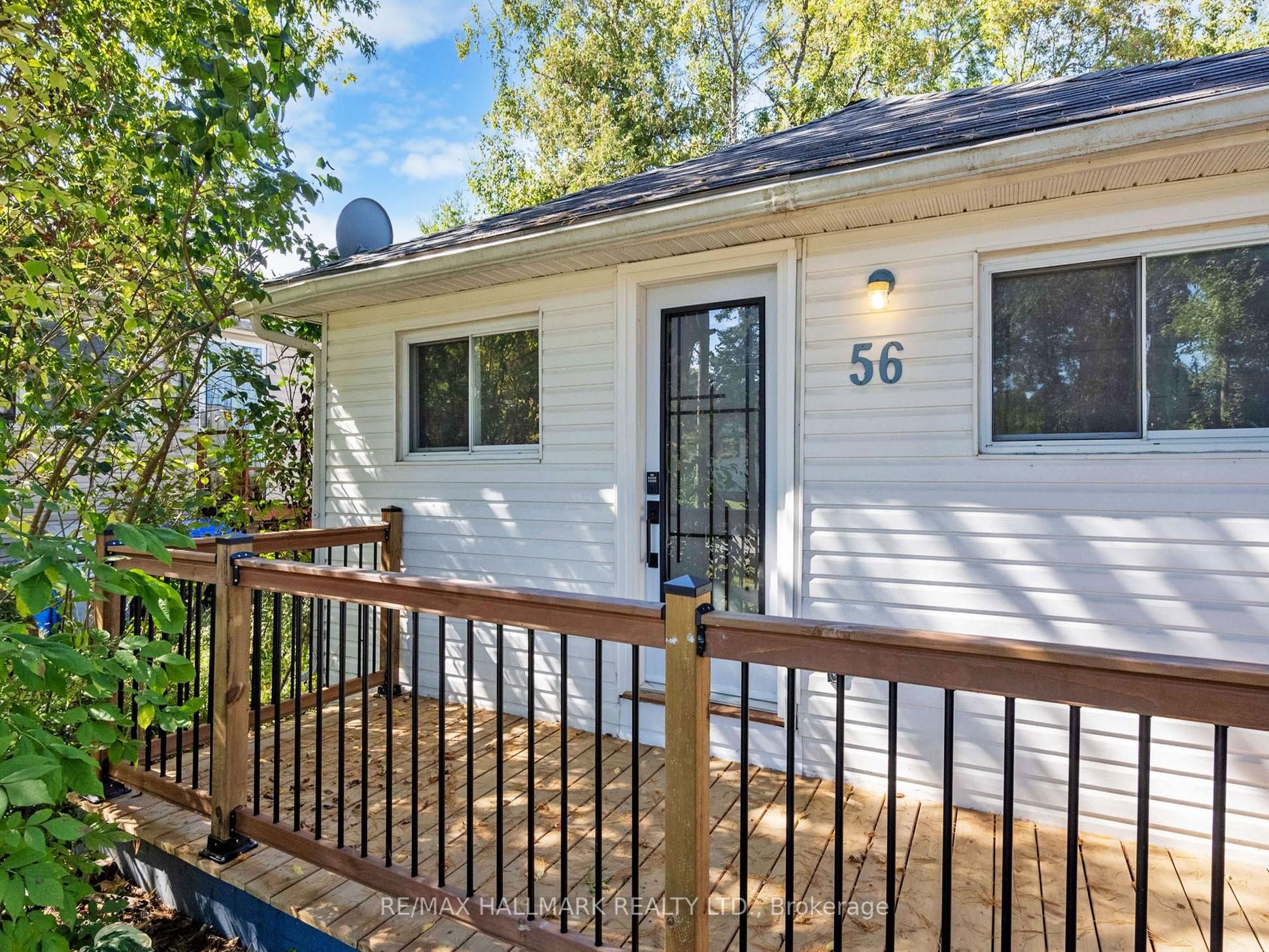 56 68th Street N Property Photo 4
