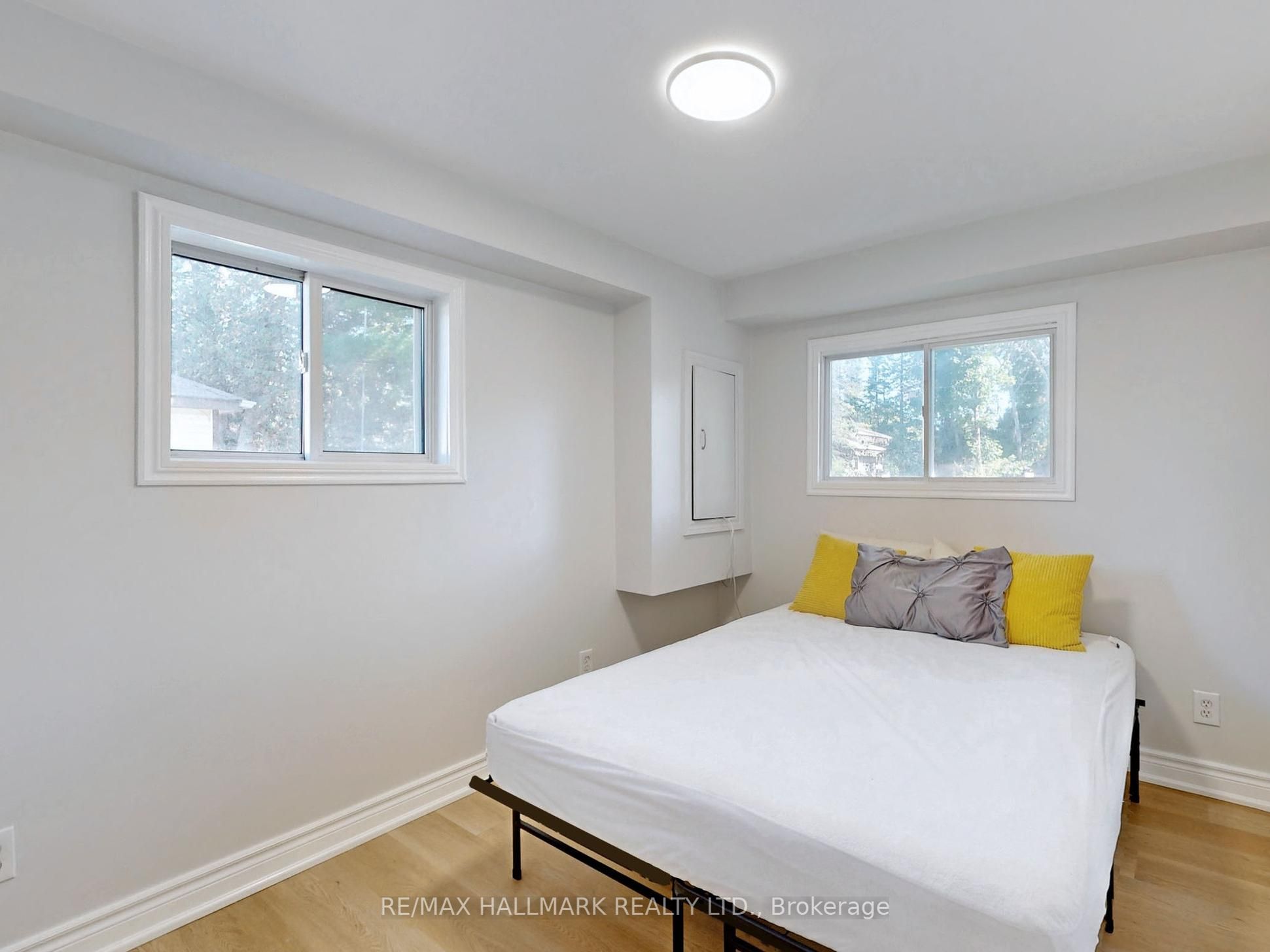 56 68th Street N Property Photo 12