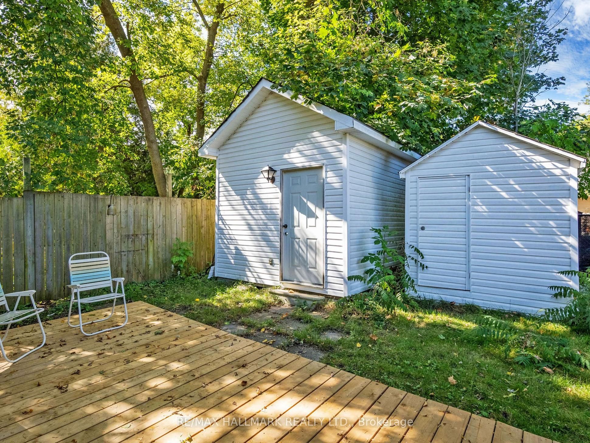 56 68th Street N Property Photo 17
