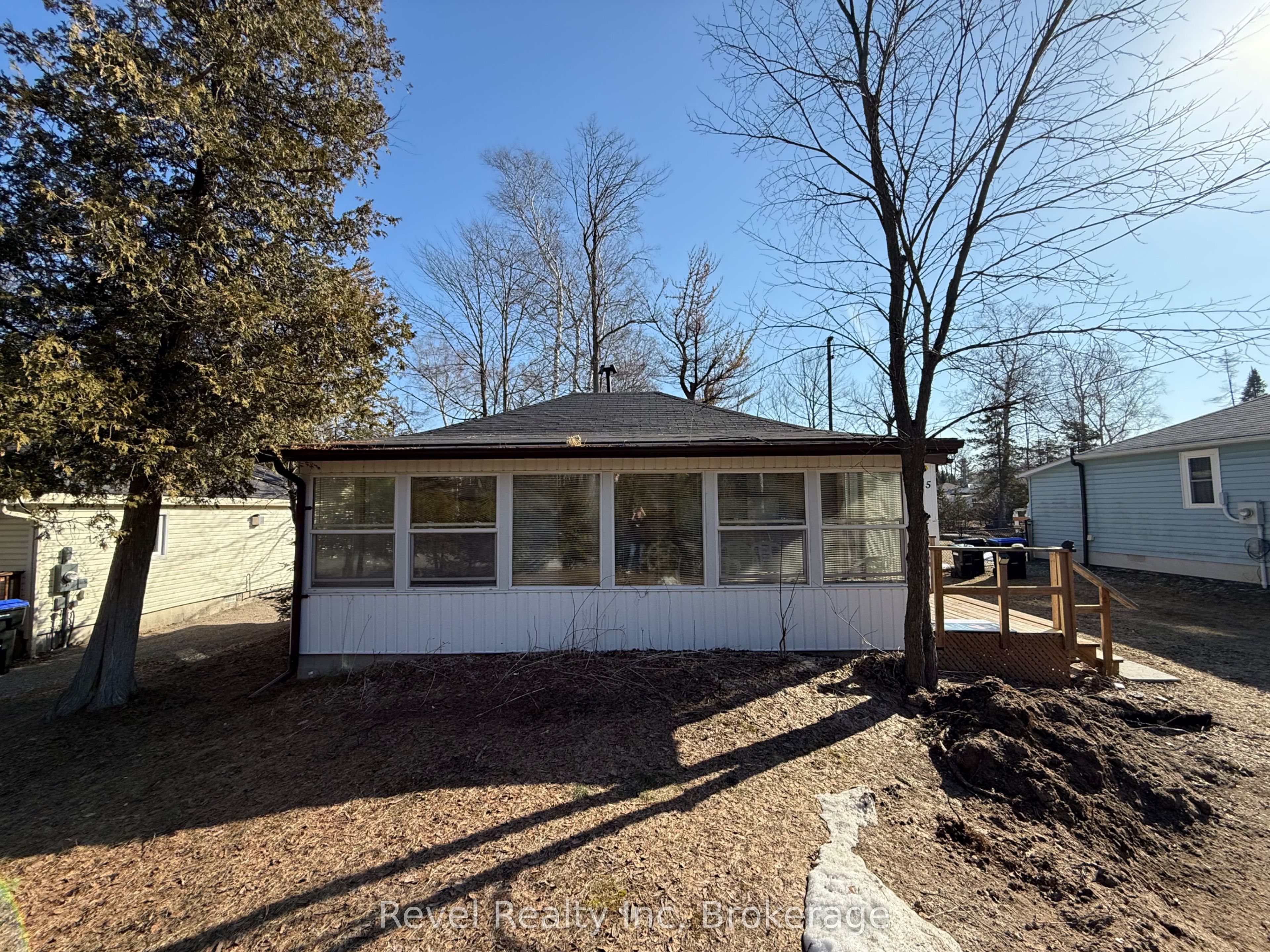 35 61st Street Property Photo