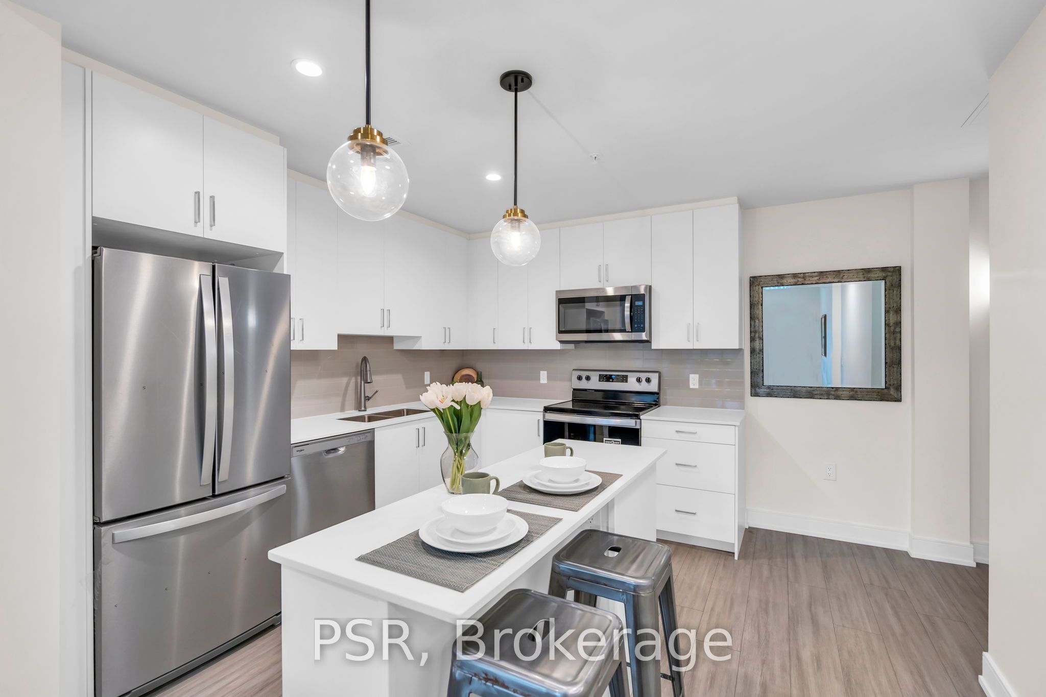 #309 - 121 Mary Street Property Photo