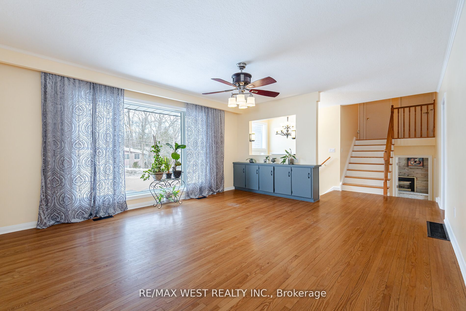 105 Shirley Avenue Property Photo 3
