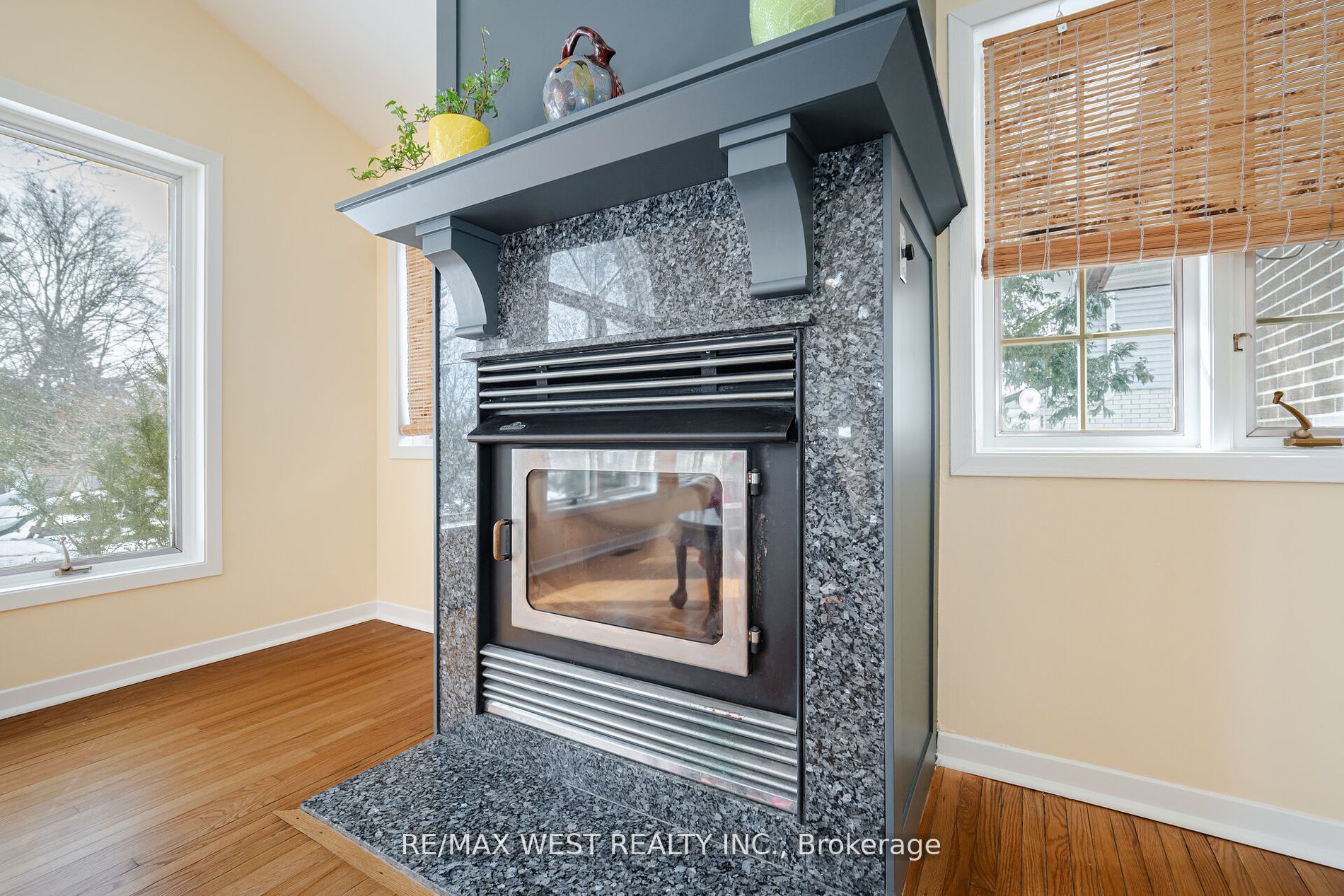105 Shirley Avenue Property Photo 8