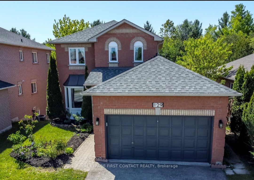 129 Loon Ave Property Photo