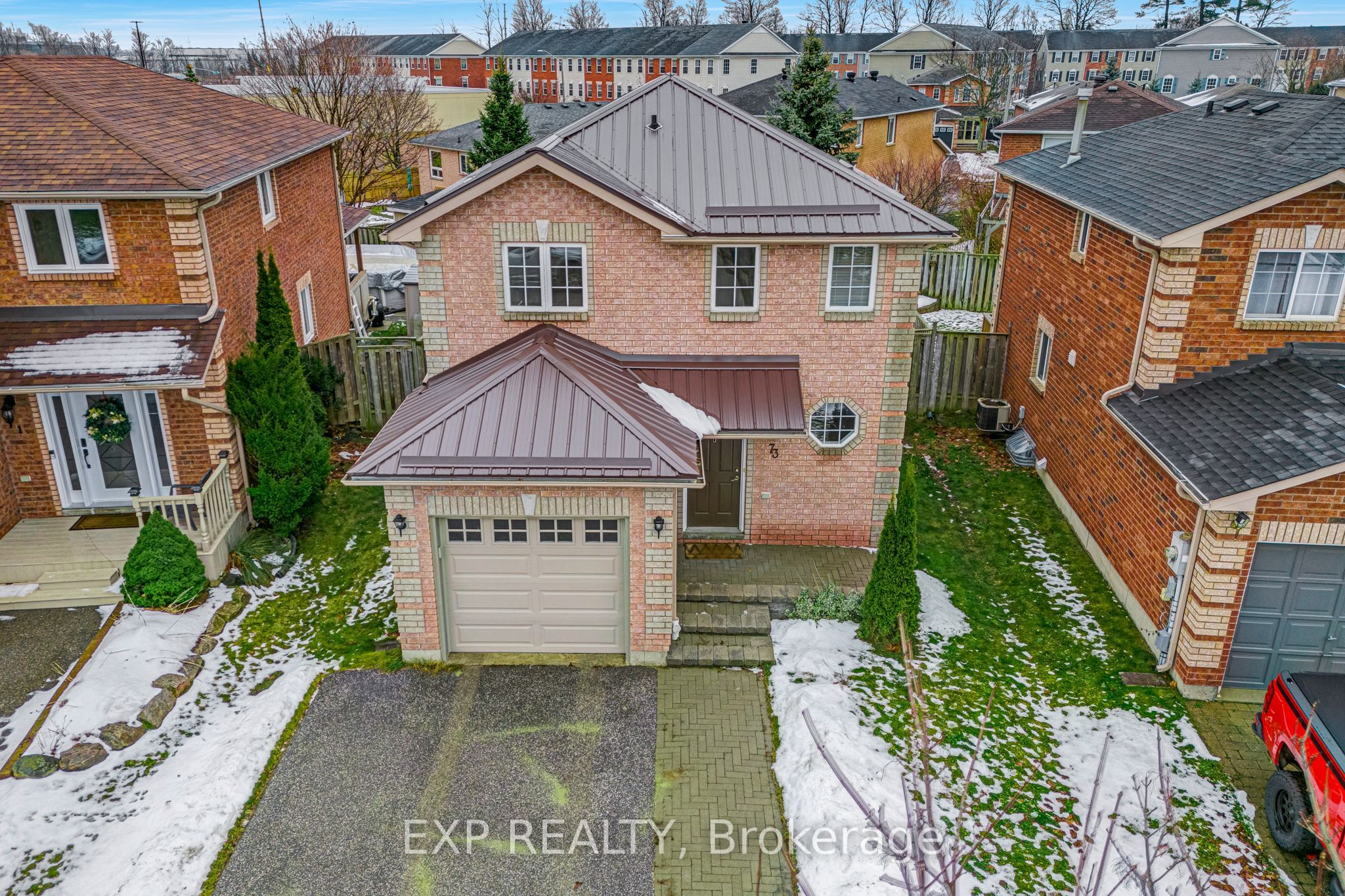 73 Srigley Street Property Photo 1