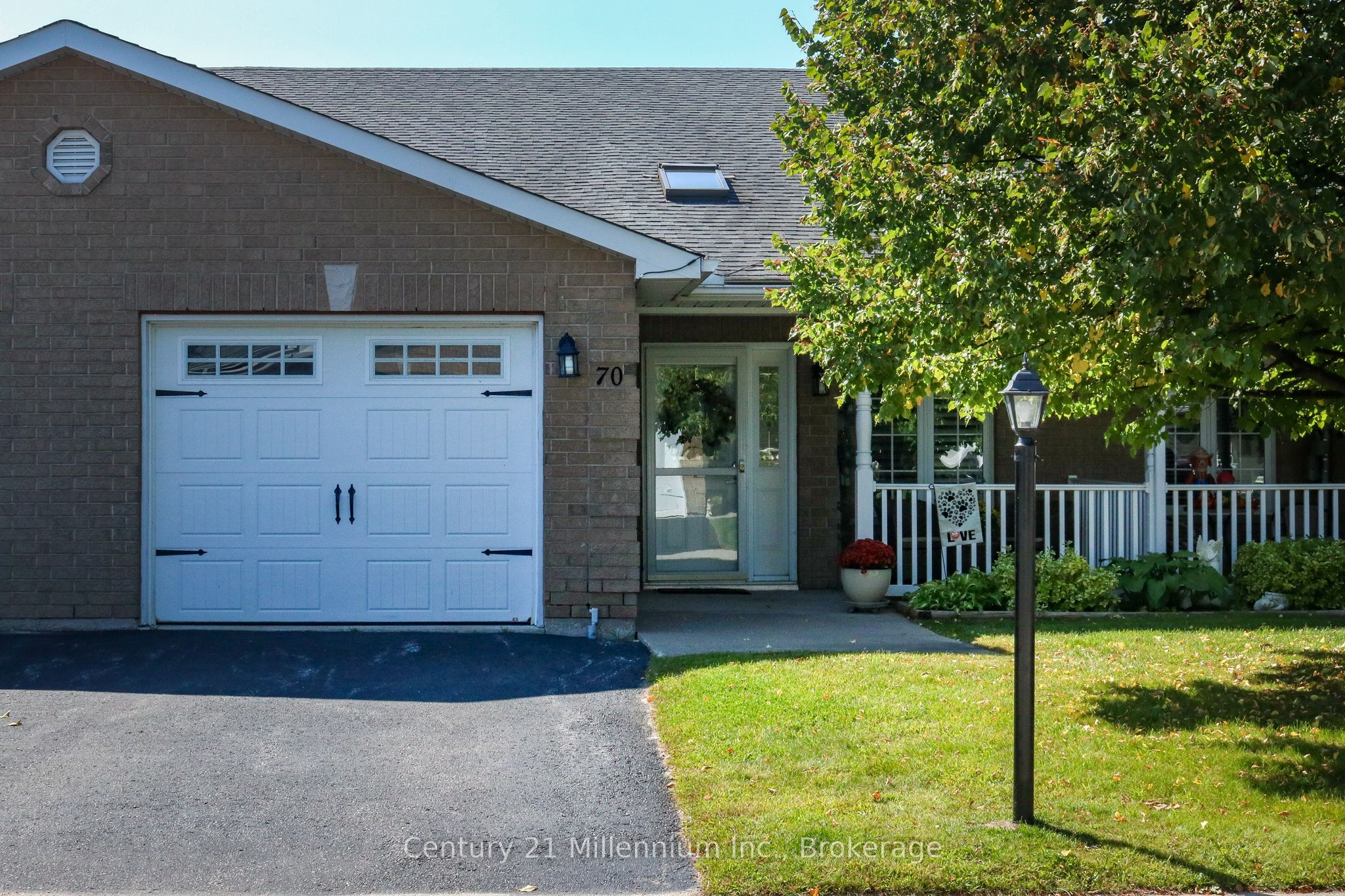 70 Meadow Ln Property Photo