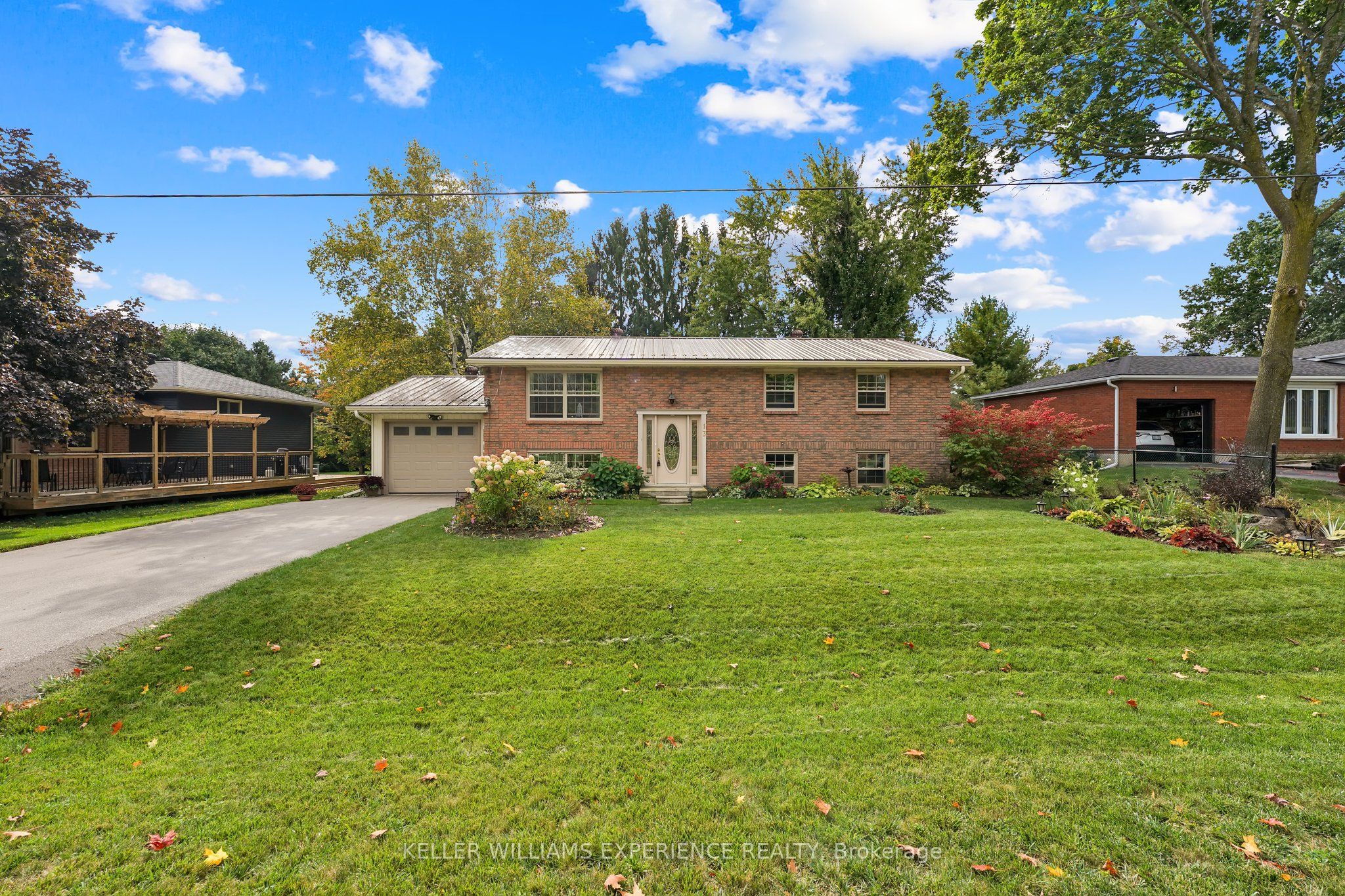 13 Jardine Cres Property Photo