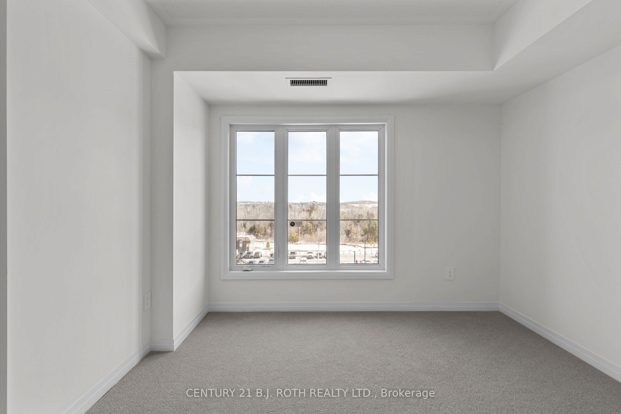 #410 - 15 Kneeshaw Drive Property Photo 11