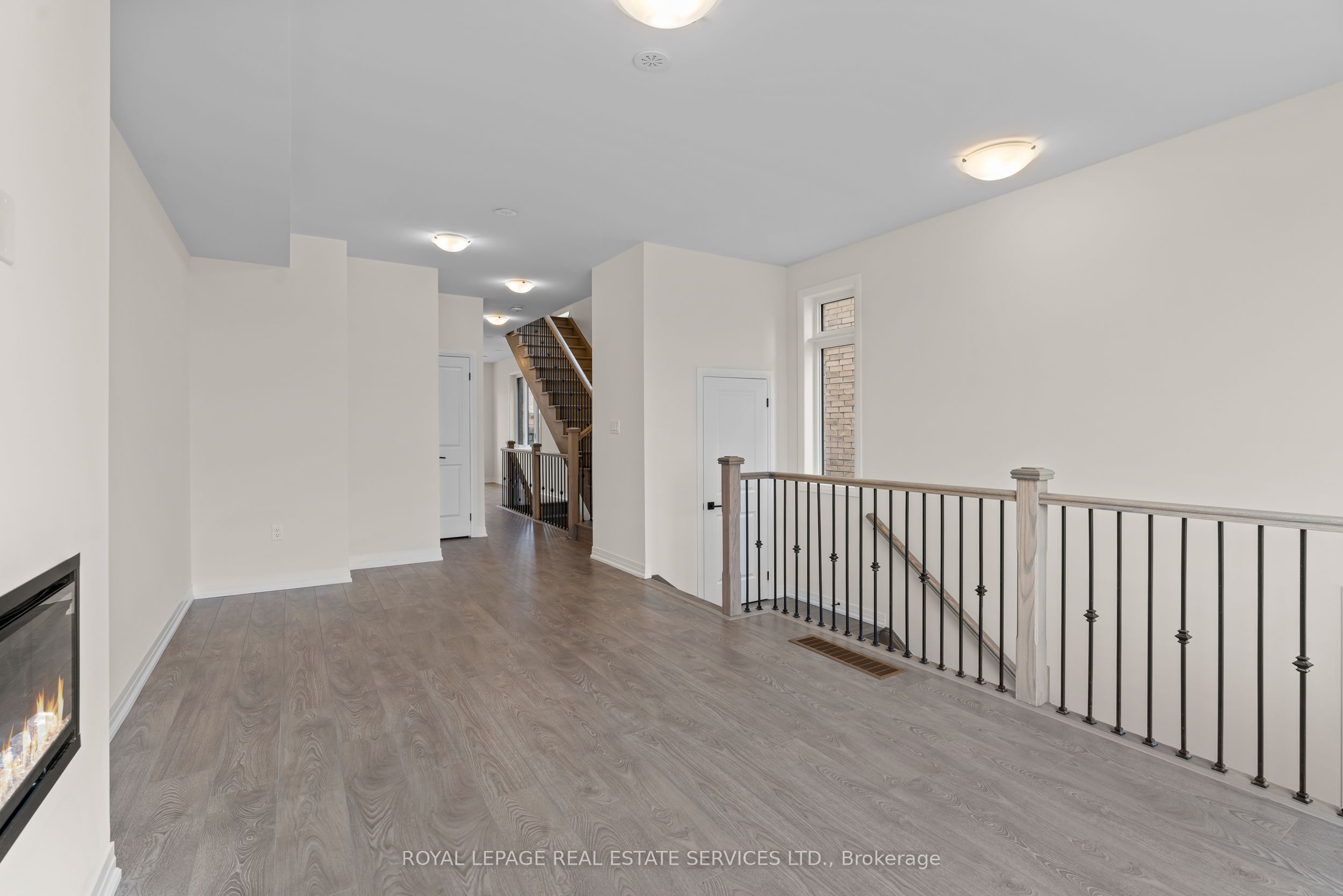 27 Cherry Hill Lane Property Photo 12