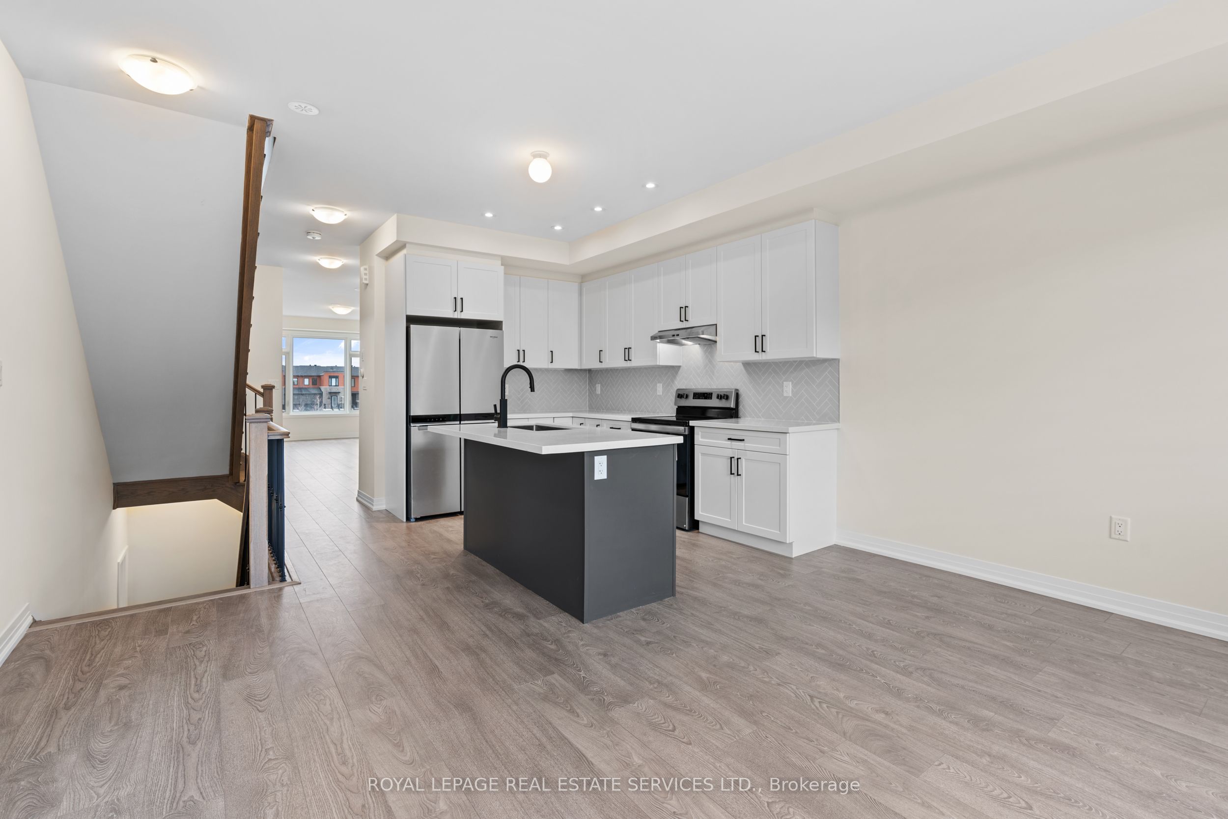 27 Cherry Hill Lane Property Photo 16