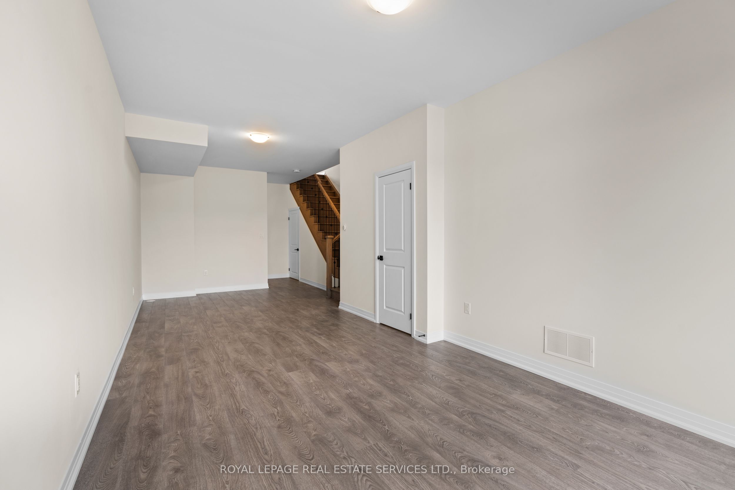 27 Cherry Hill Lane Property Photo 43