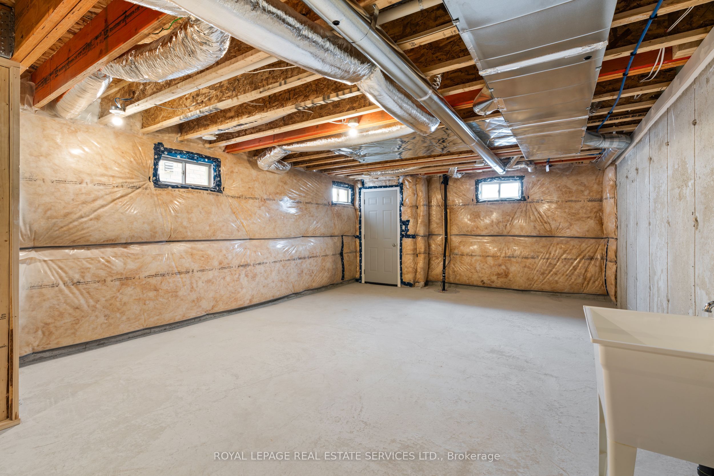 27 Cherry Hill Lane Property Photo 48