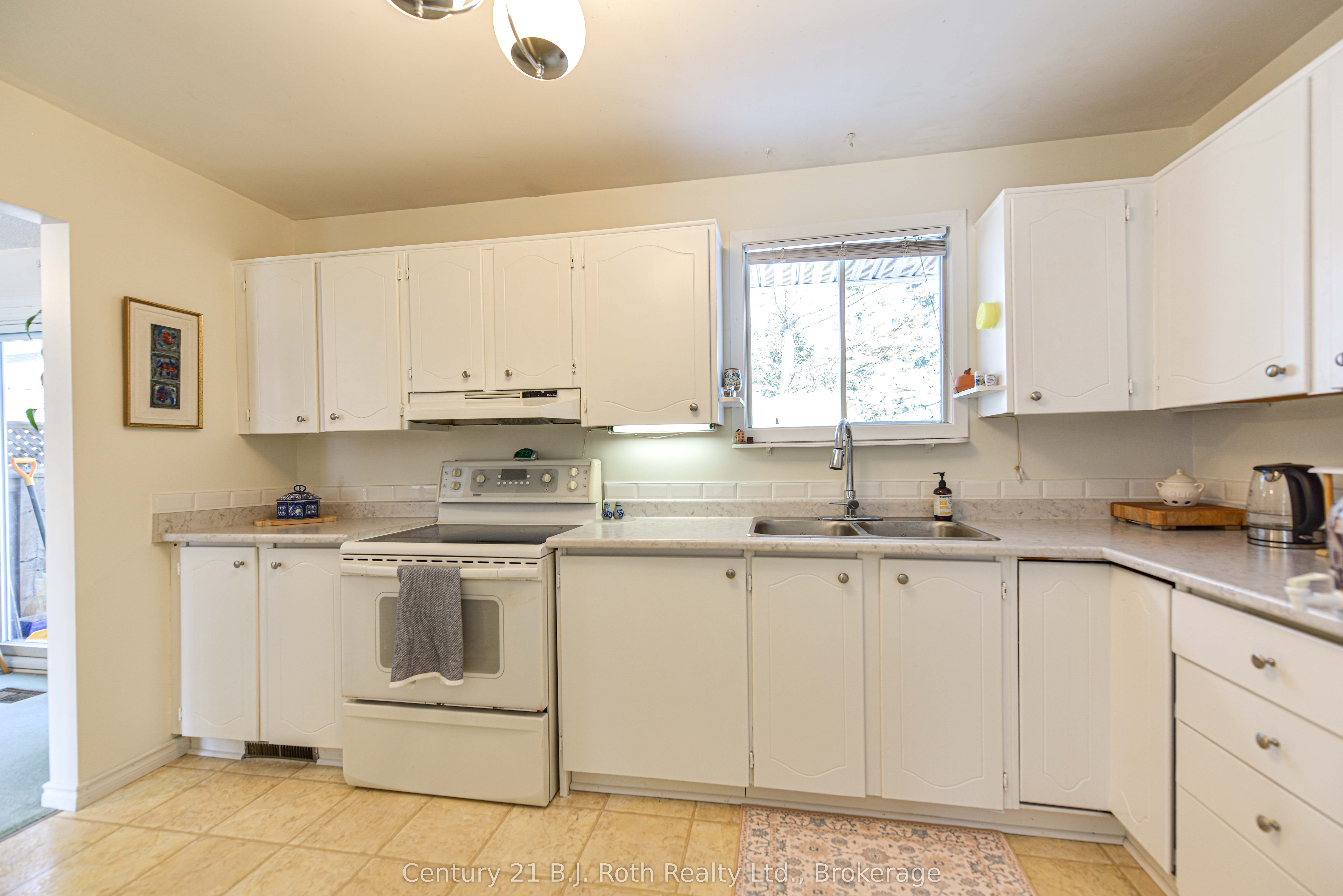 24 Champlain Street Property Photo 16