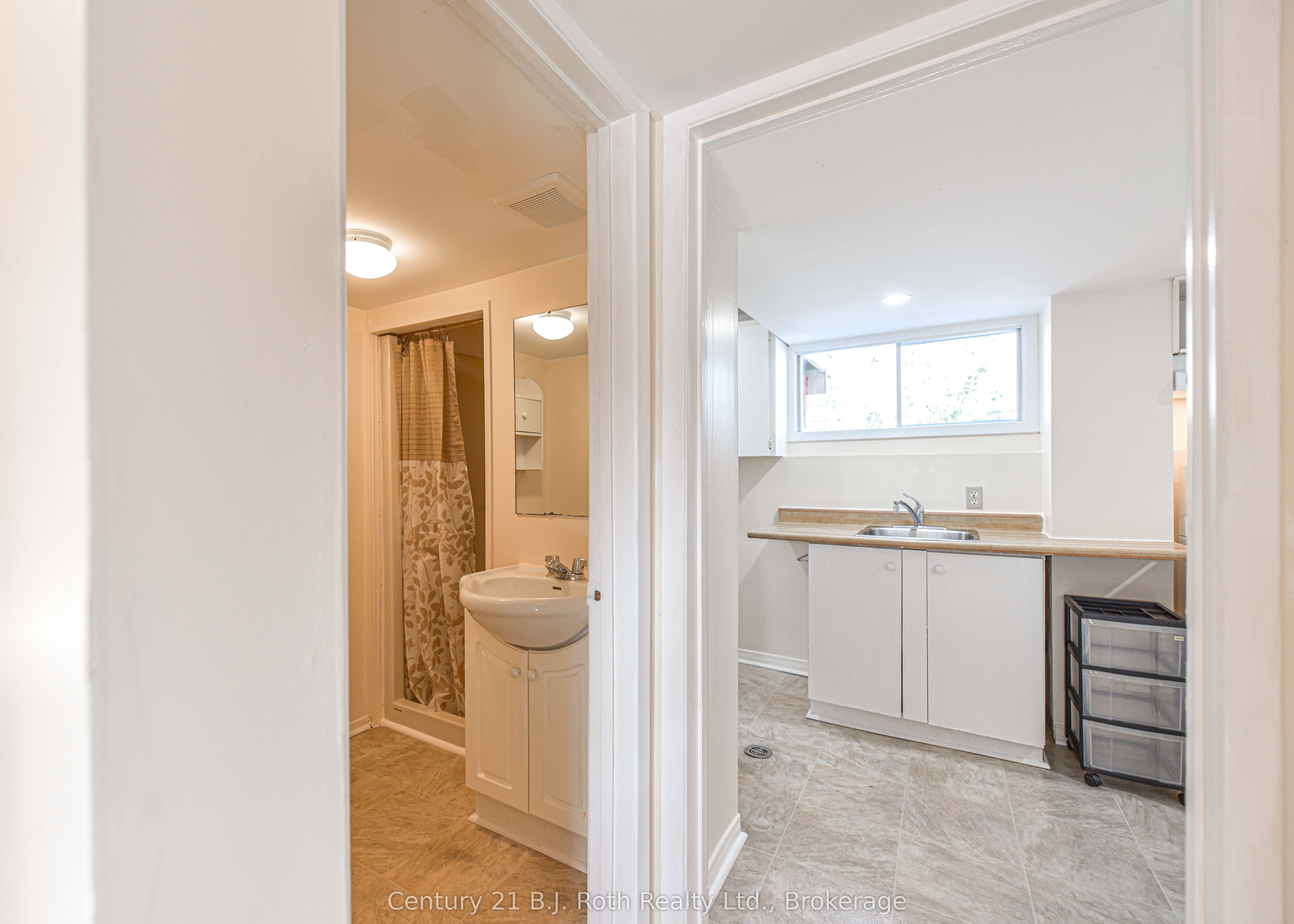 24 Champlain Street Property Photo 32