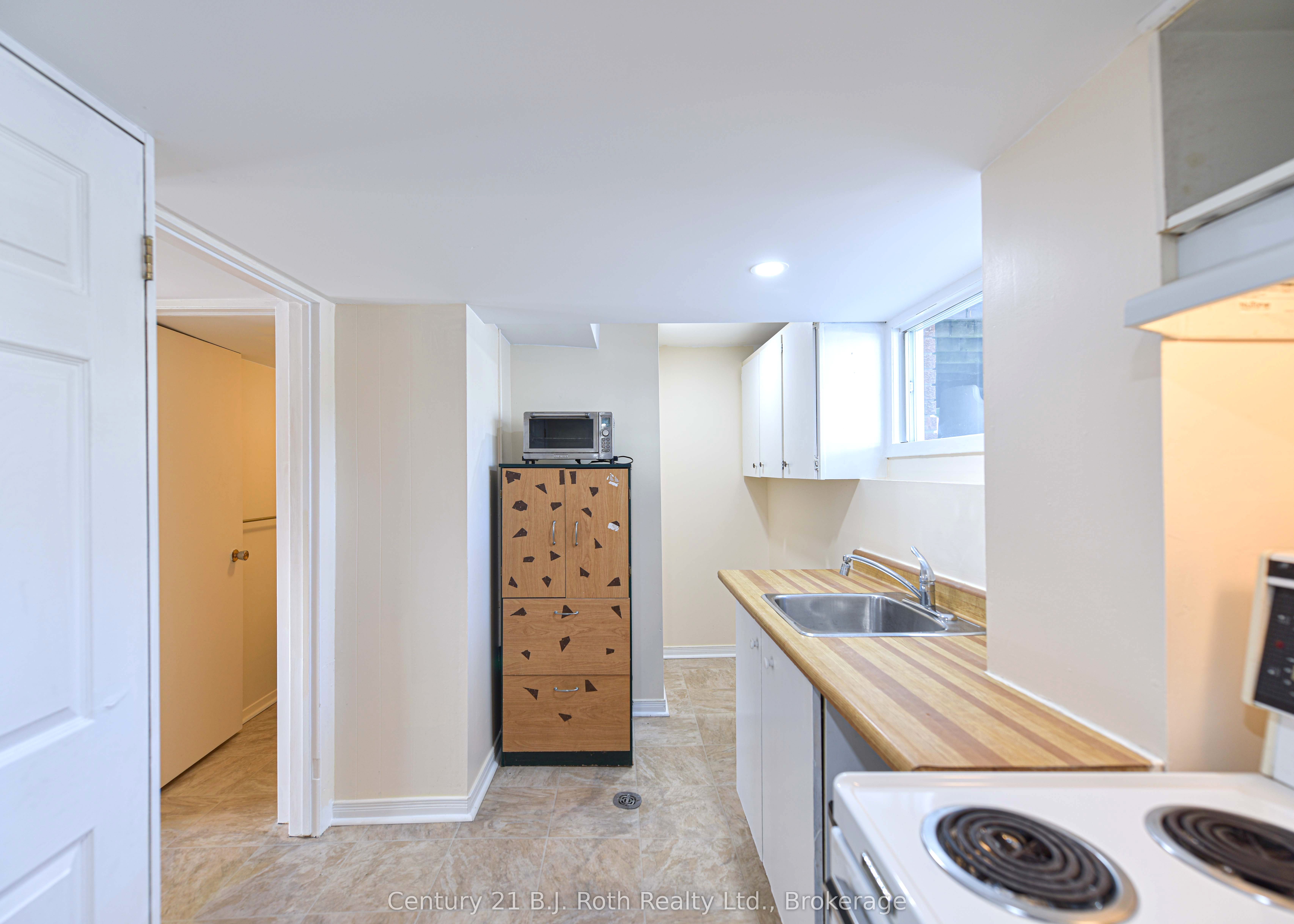 24 Champlain Street Property Photo 35