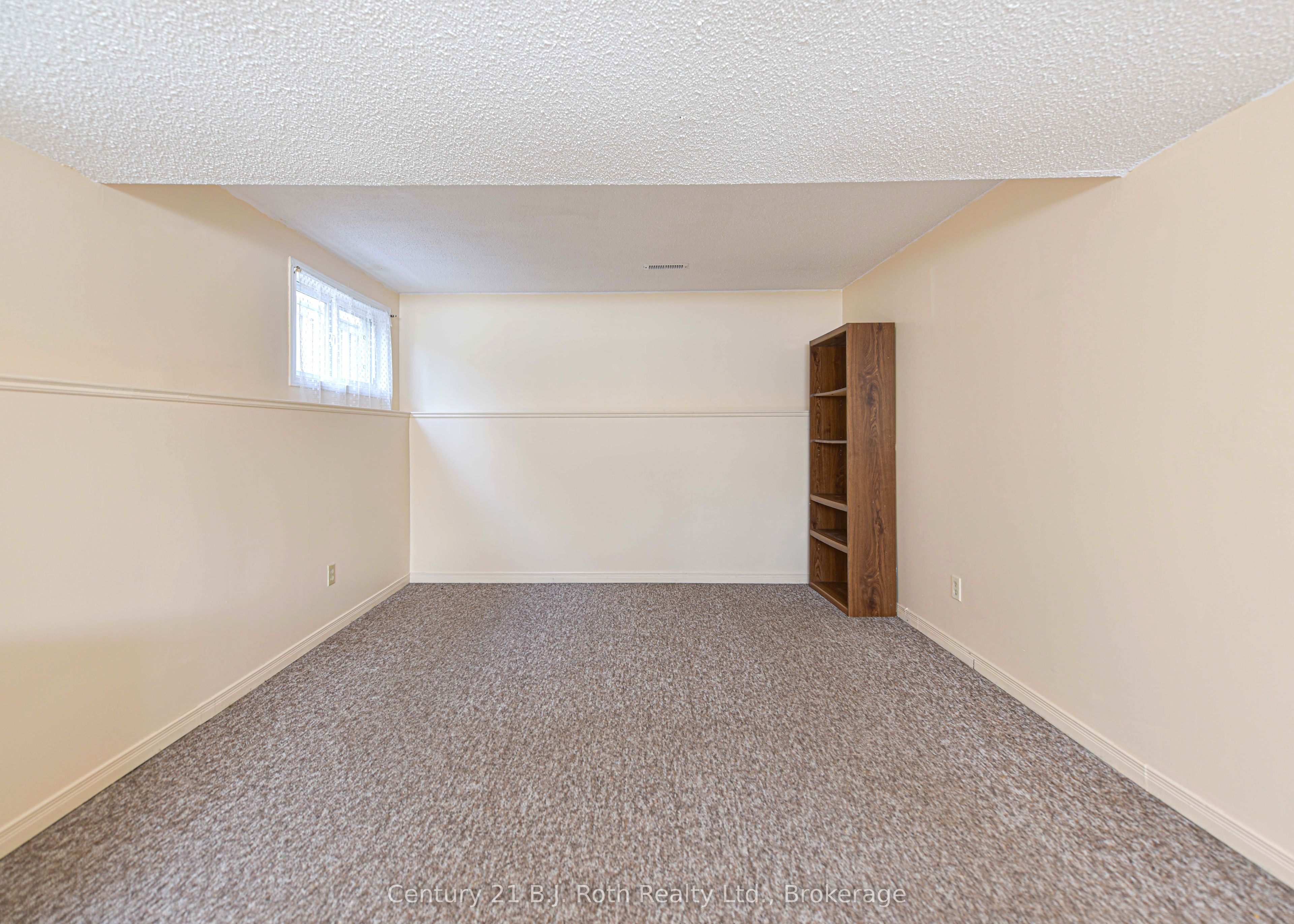 24 Champlain Street Property Photo 40