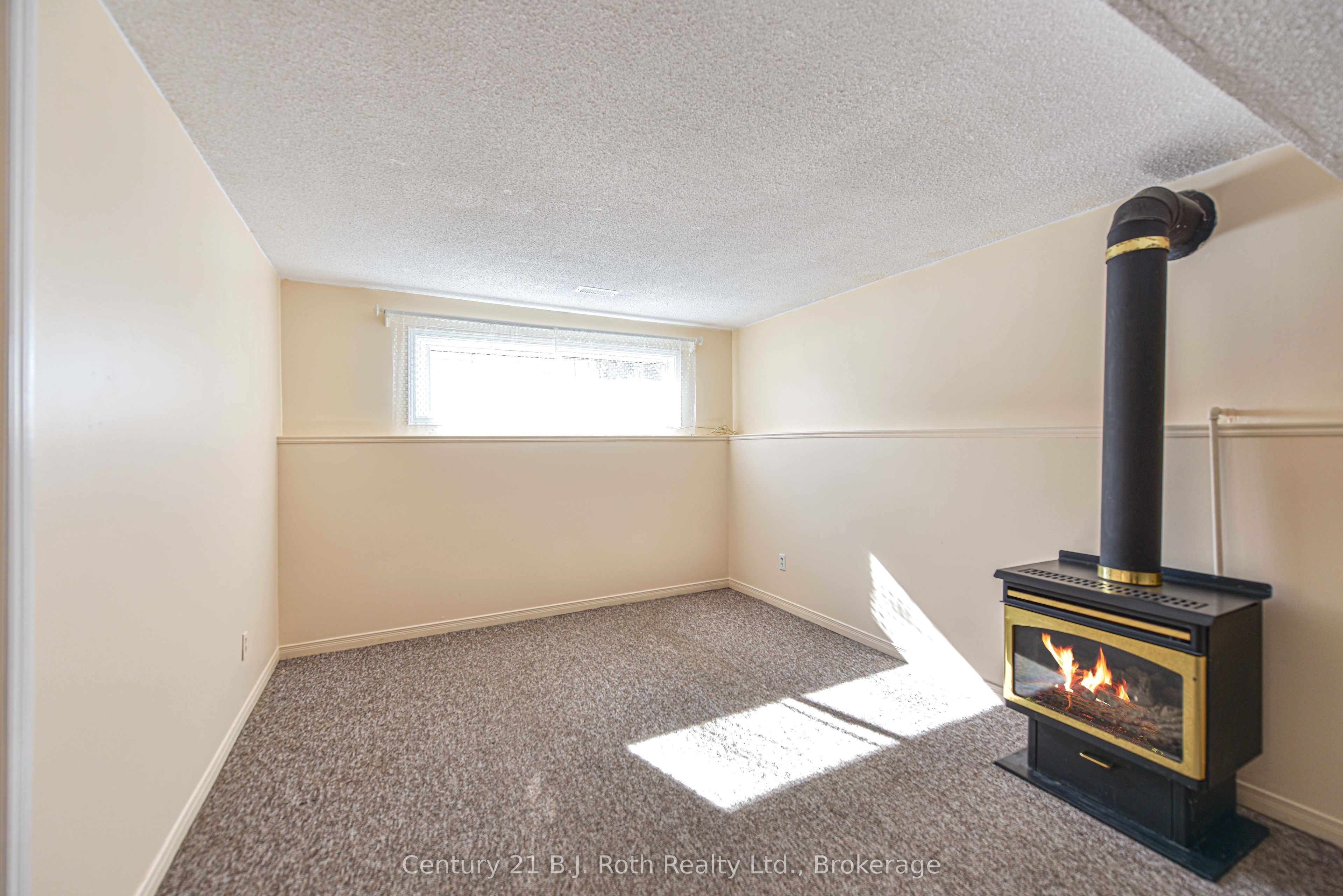 24 Champlain Street Property Photo 42