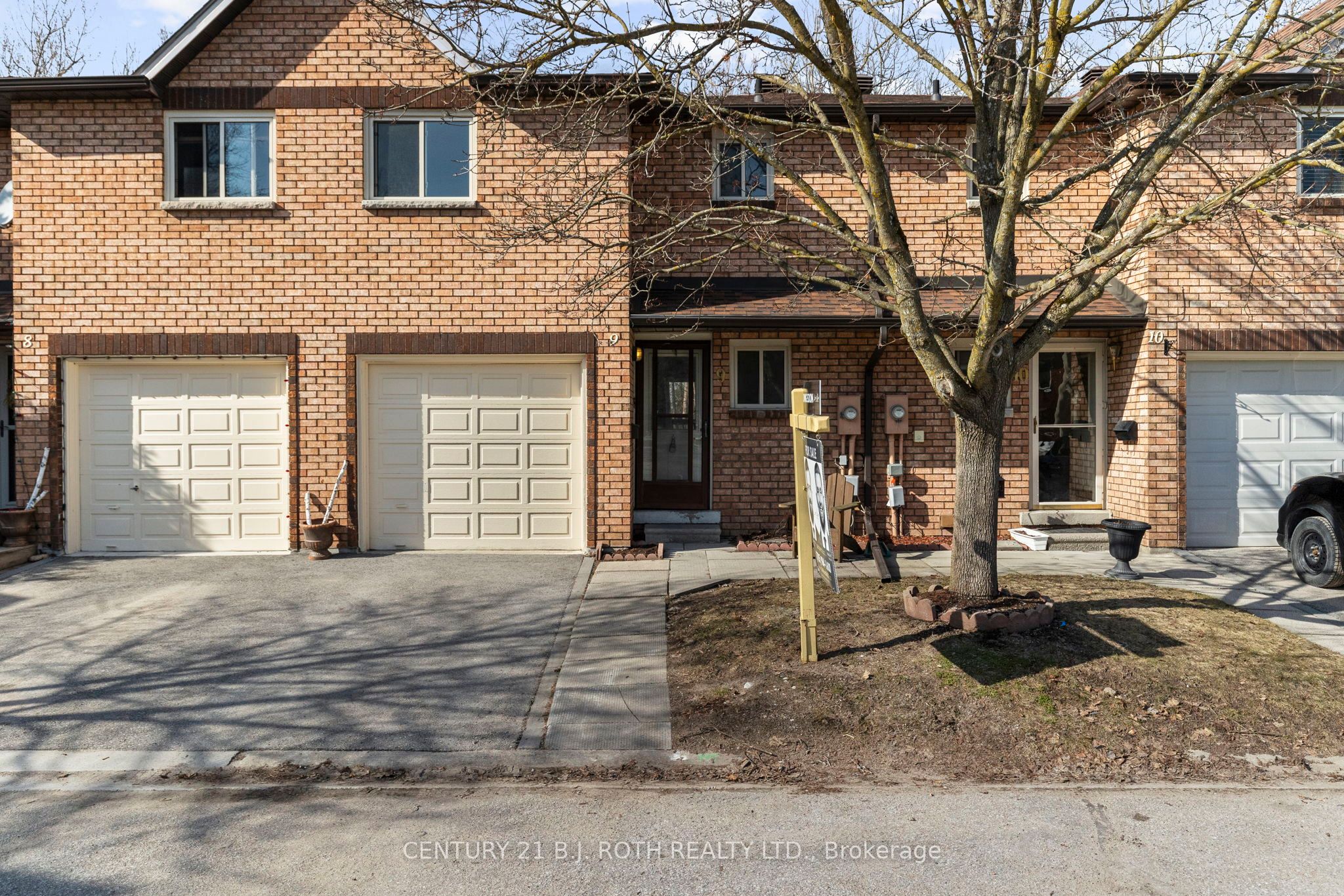 9 Evergreen Court Property Photo