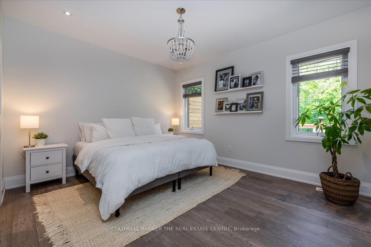 2435 Champlain Road Property Photo 15