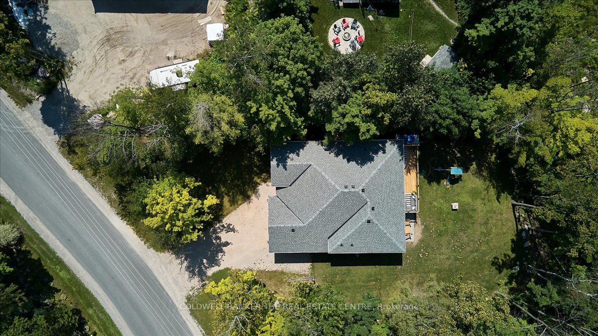 2435 Champlain Road Property Photo 31