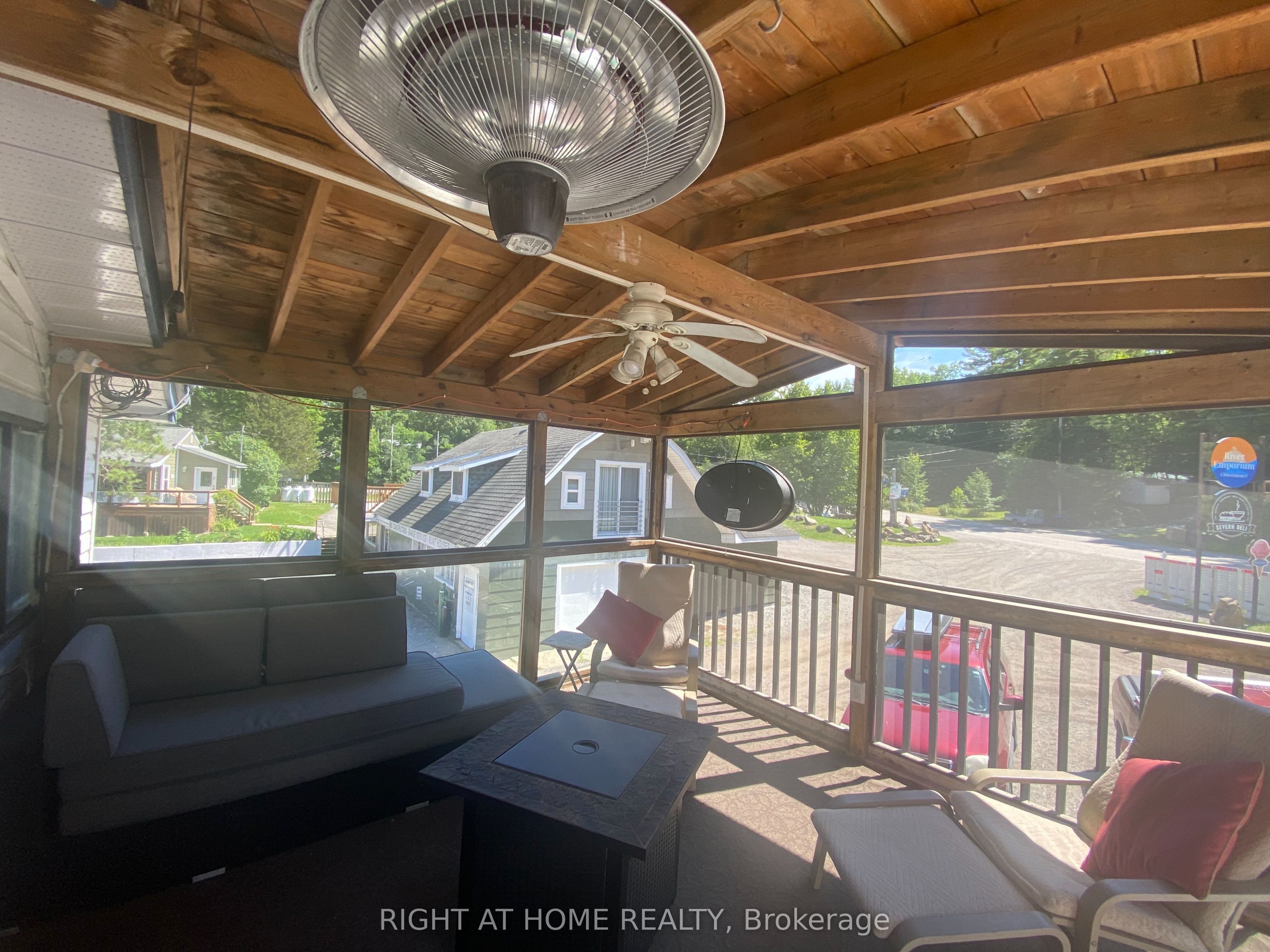 1725 Earl Haid Avenue Property Photo 3