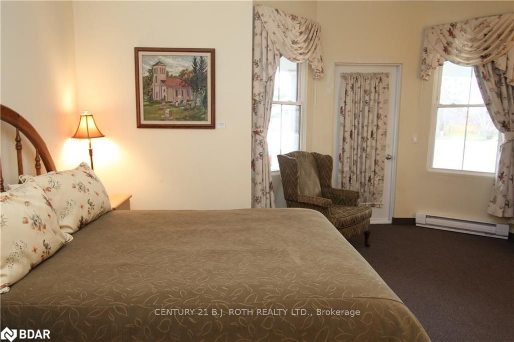 1 Berczy Street Property Photo 17