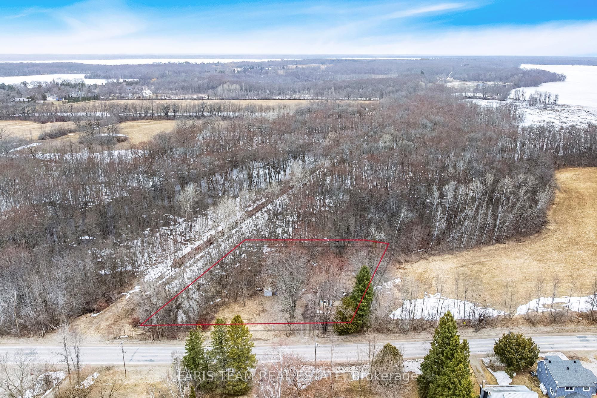 4076 Airport Road Property Photo 1