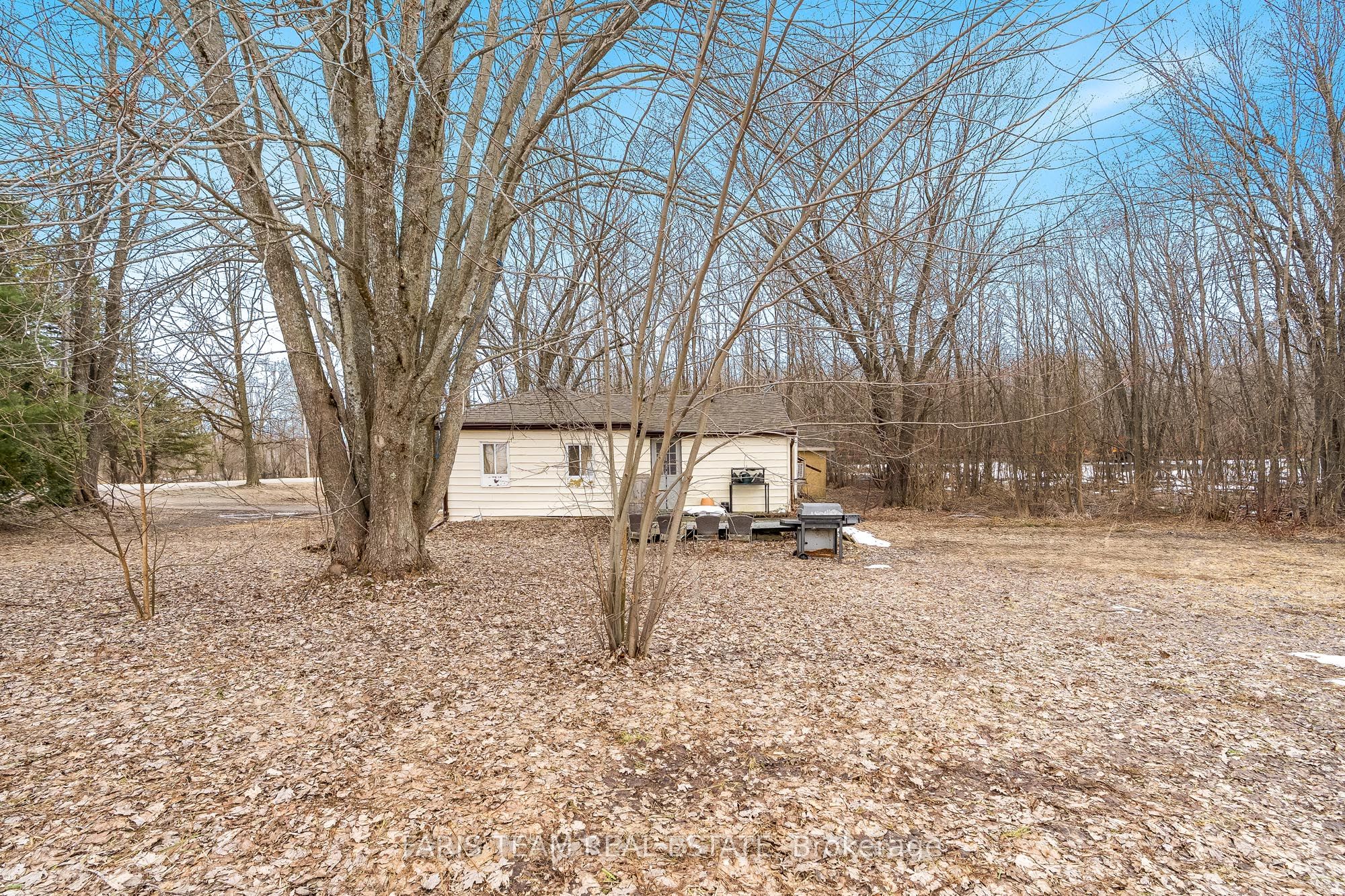 4076 Airport Road Property Photo 4